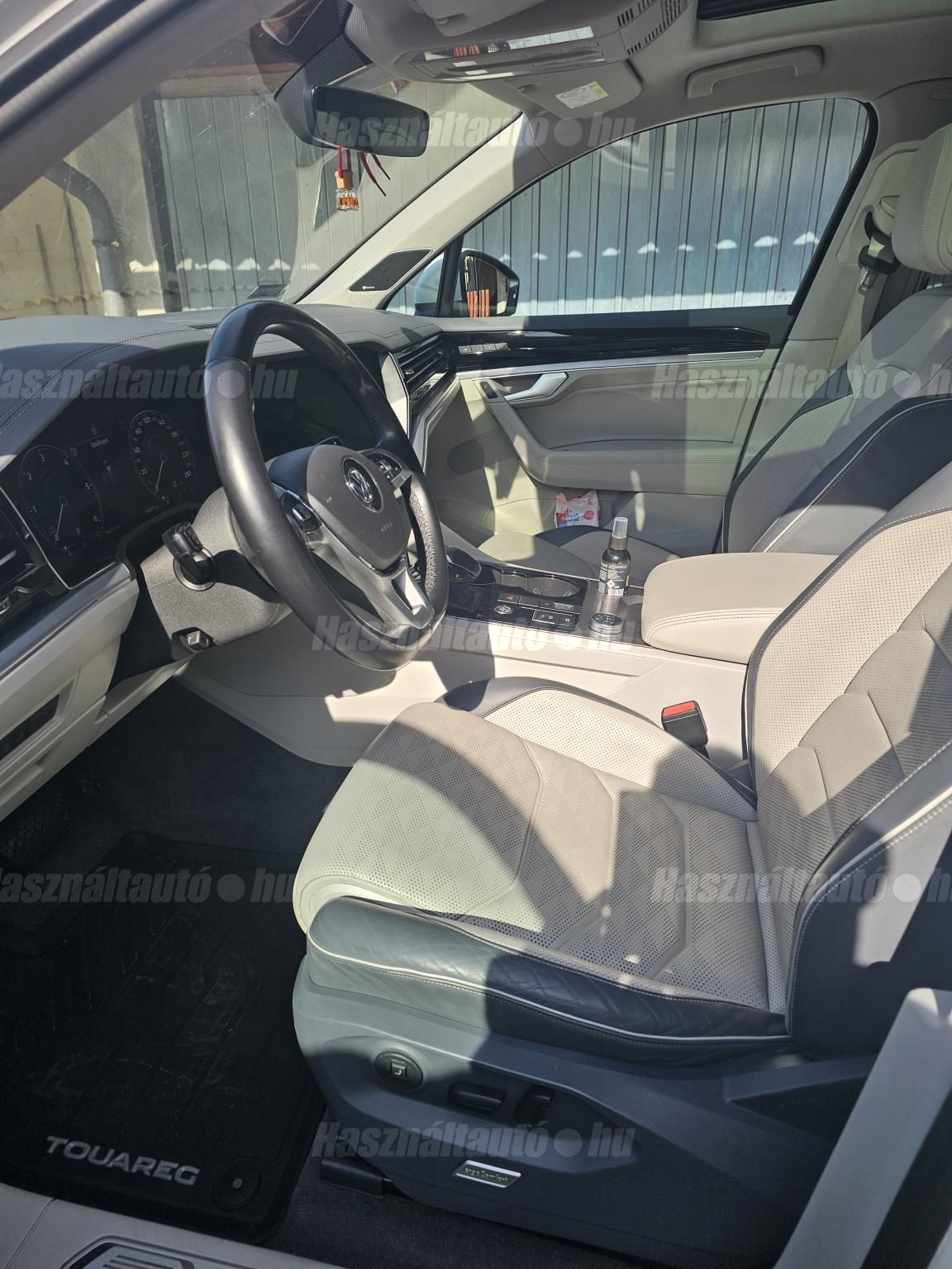 VOLKSWAGEN TOUAREG 2018/8 - 1
