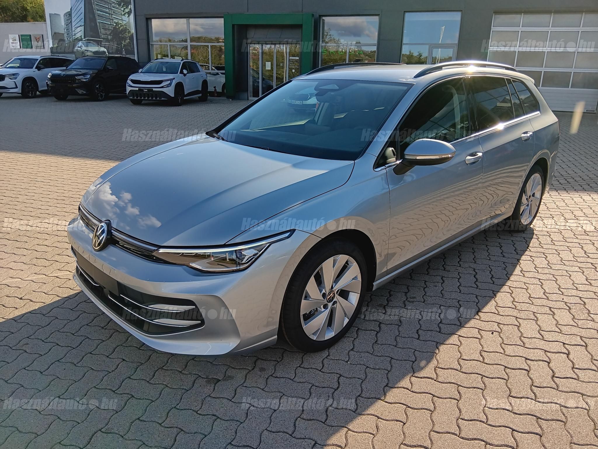 VOLKSWAGEN GOLF 2026 - 1
