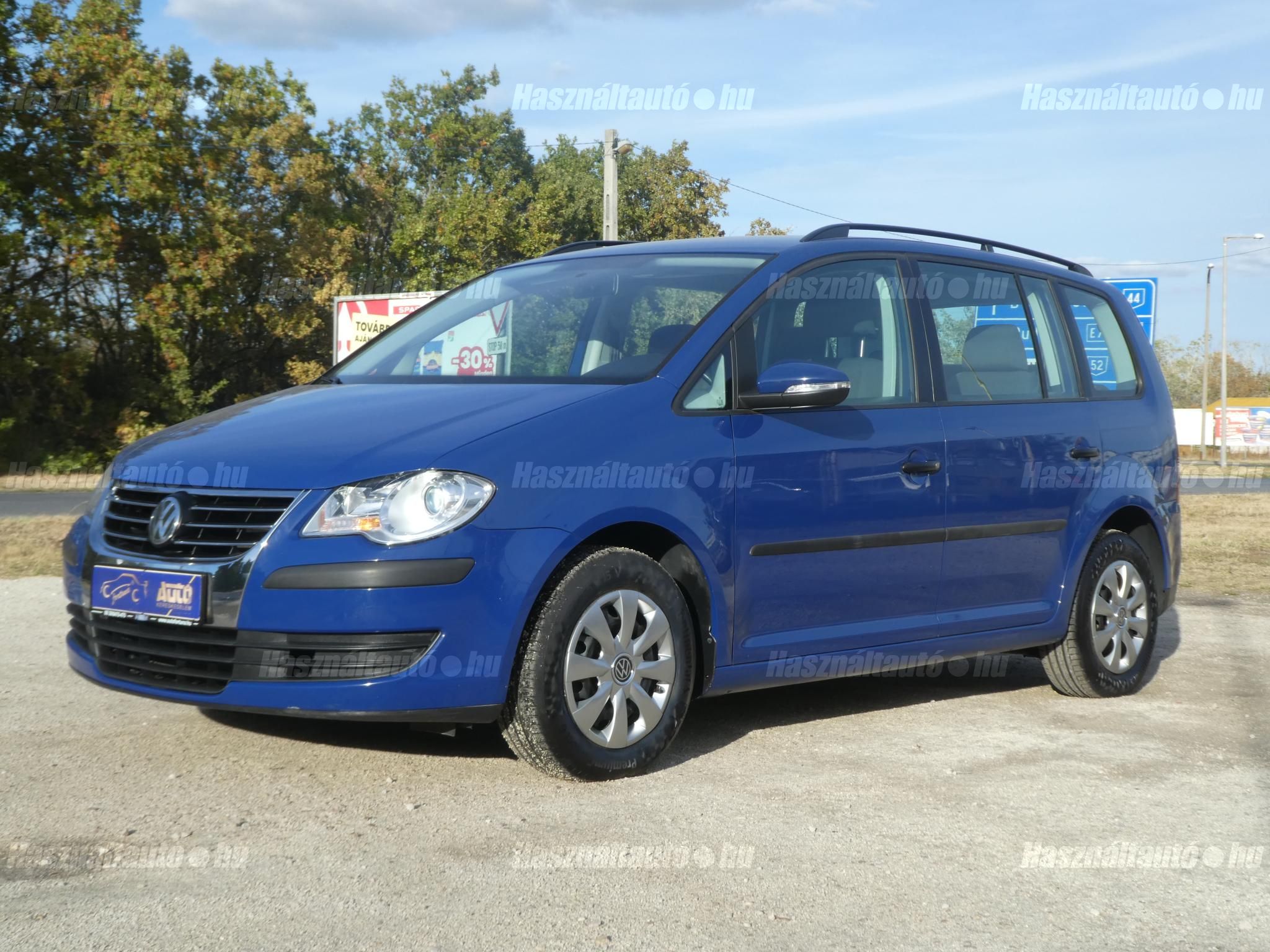 VOLKSWAGEN TOURAN 2010/3 - 1