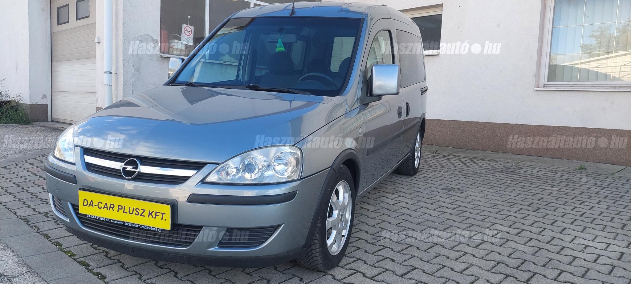 OPEL COMBO 2010/11 - 1