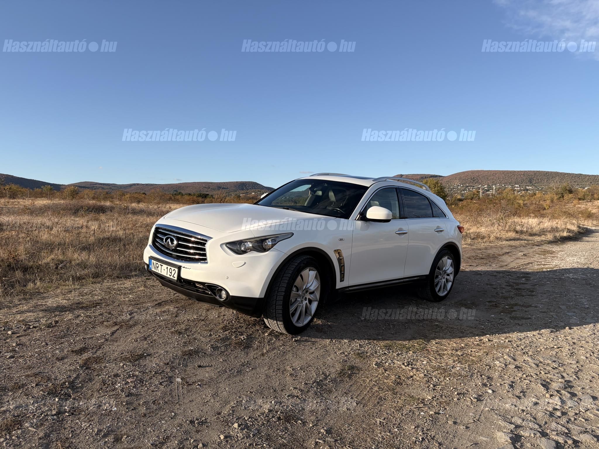 INFINITI FX 2013/3 - 1