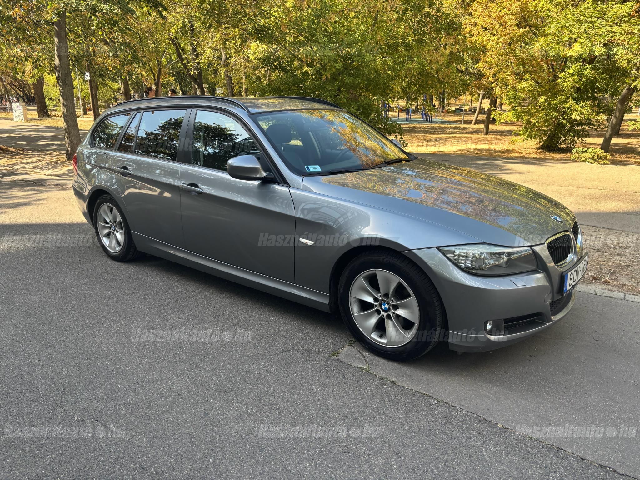 BMW 318 2010/6 - 1