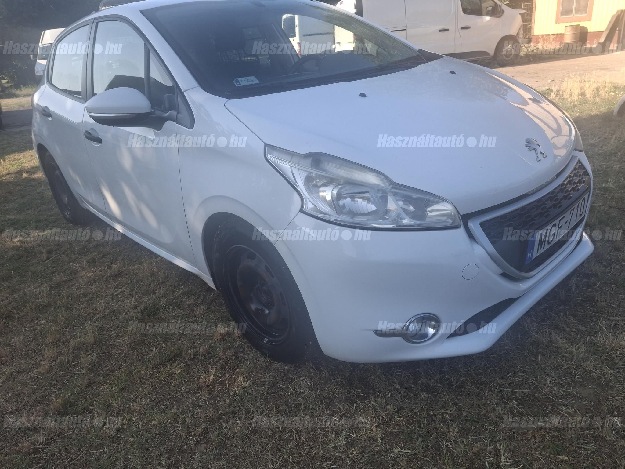 PEUGEOT 208 2012/10 - 1