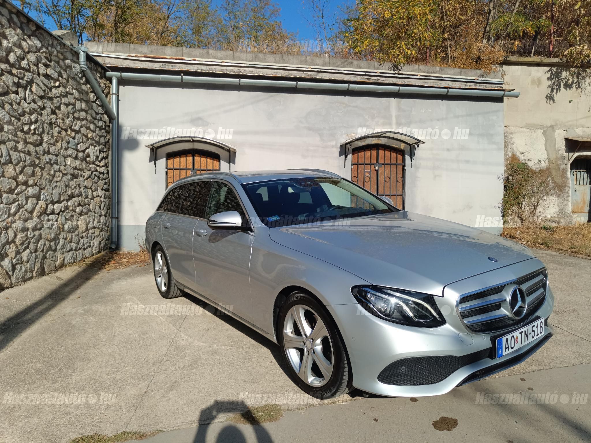 MERCEDES-BENZ E 220 2016/10 - 1