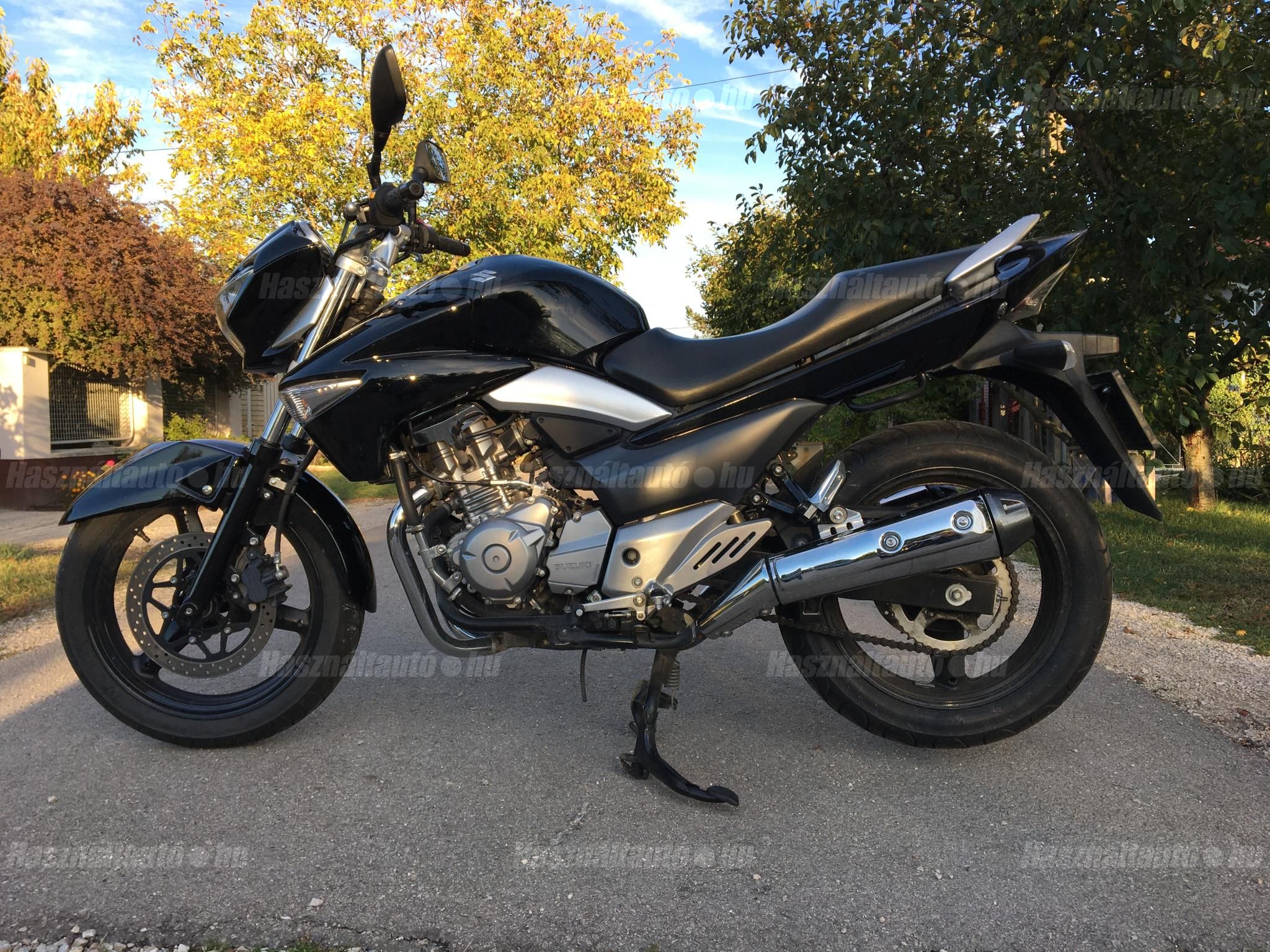 SUZUKI GW 250 INAZUMA 2013 - 1