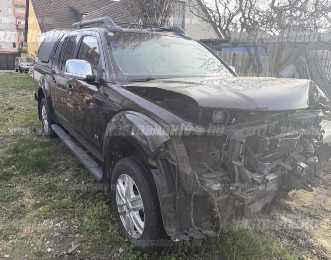 NISSAN NAVARA 2015/8 - 1