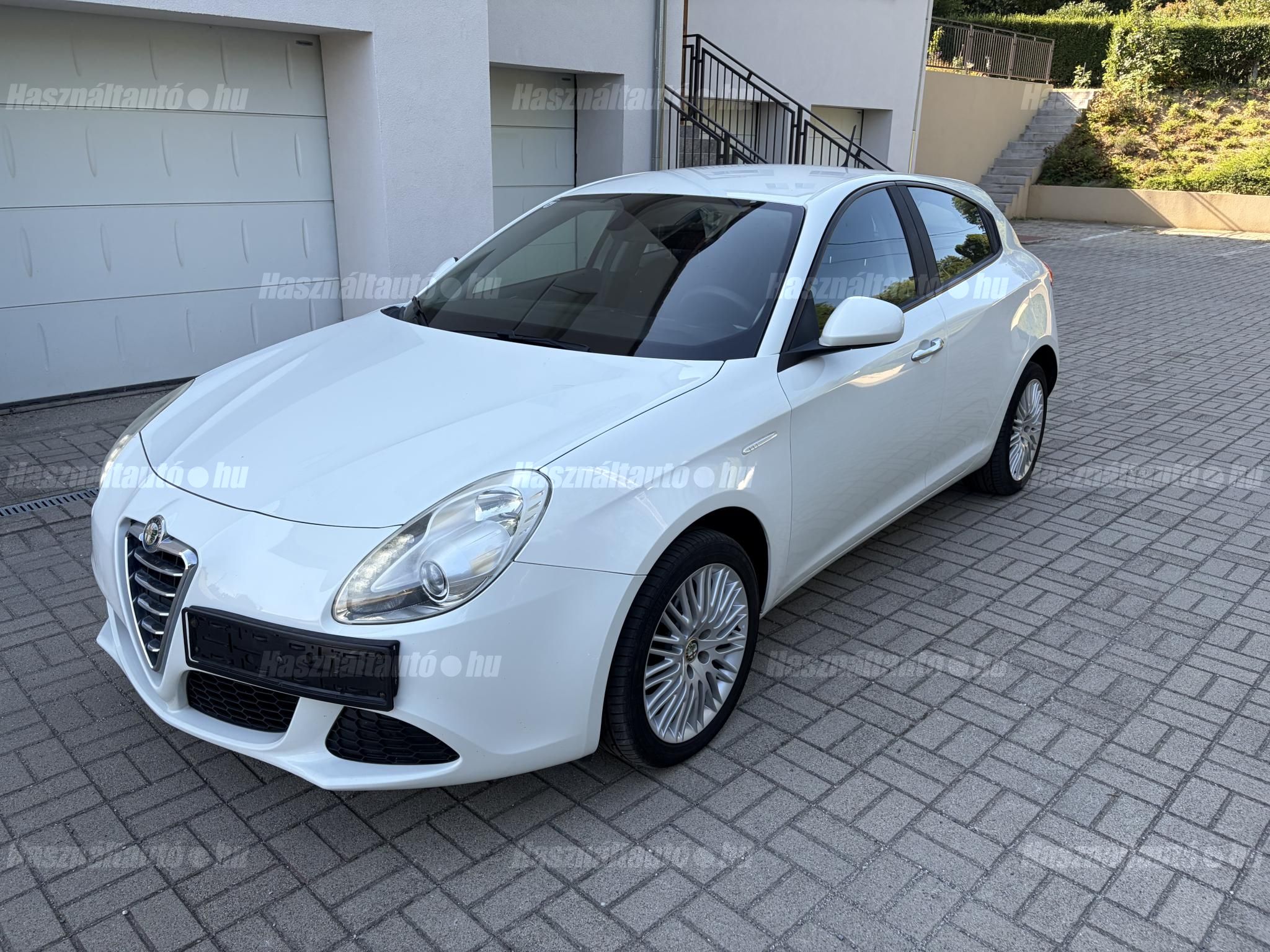 ALFA ROMEO GIULIETTA 2012/3 - 1