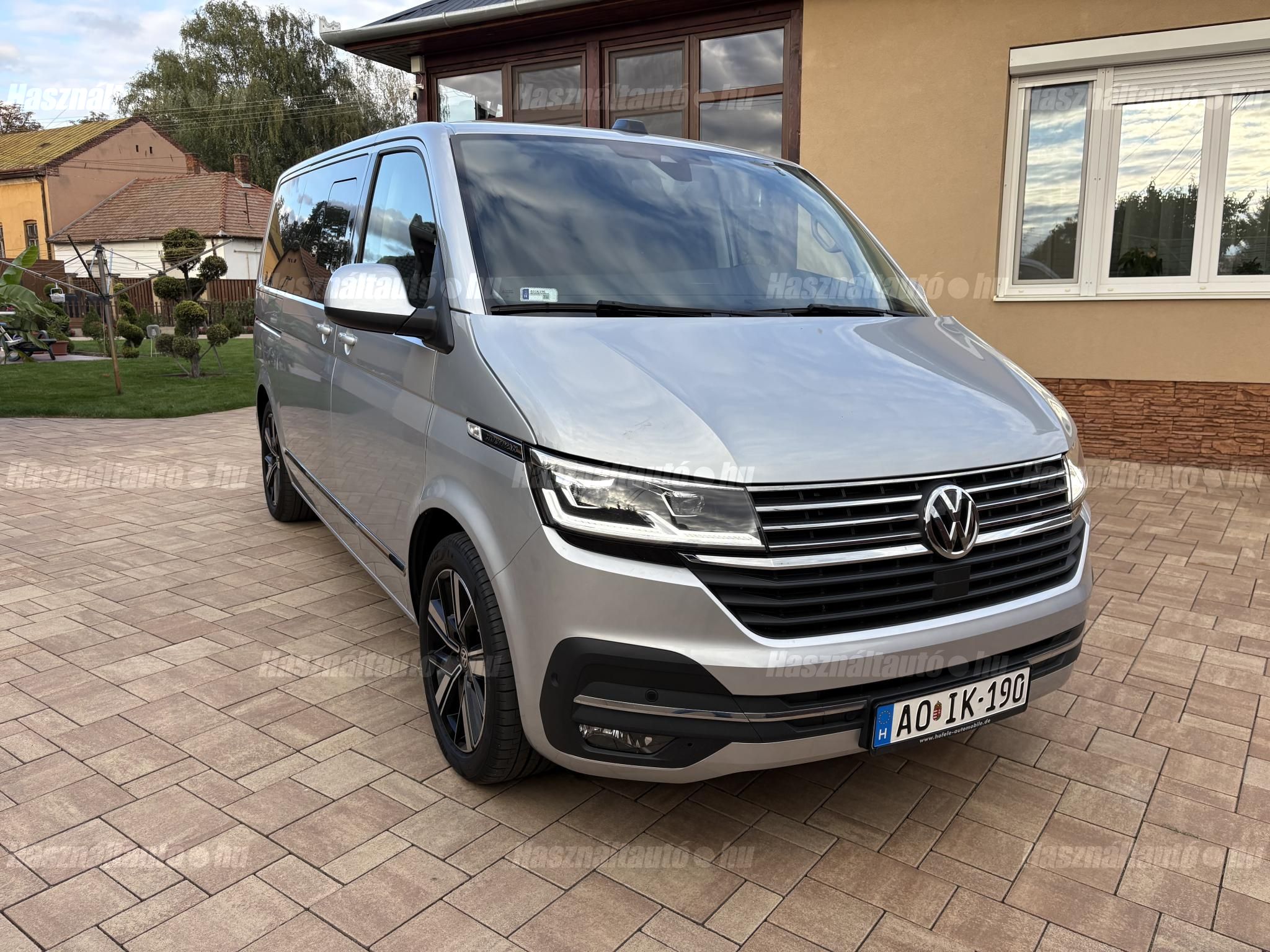 VOLKSWAGEN MULTIVAN 2022/5 - 1