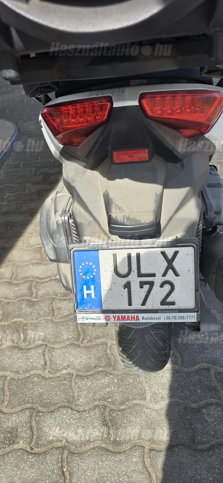 YAMAHA X-MAX 400 2015 - 1
