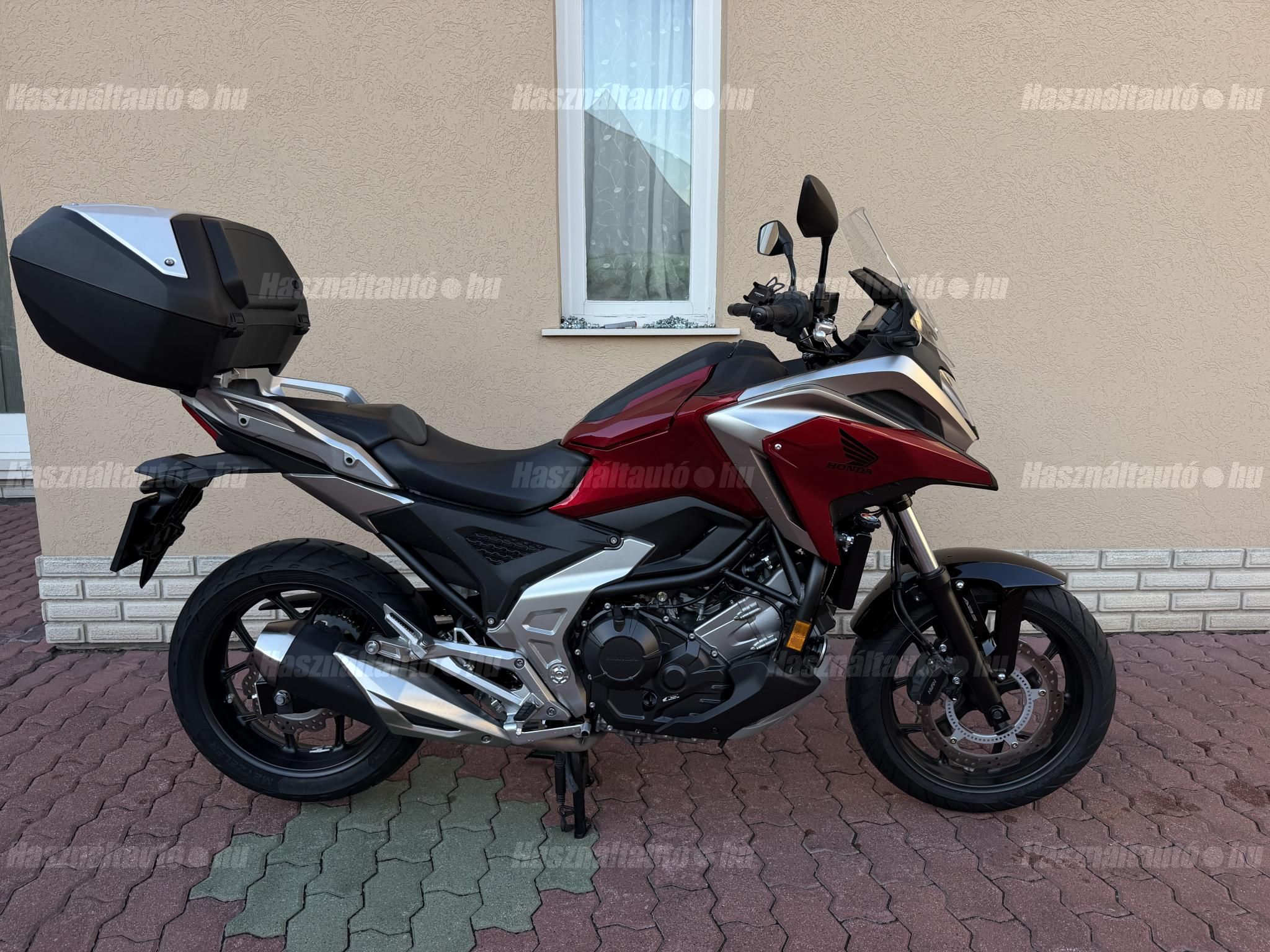 HONDA NC 750 X 2024/5 - 1