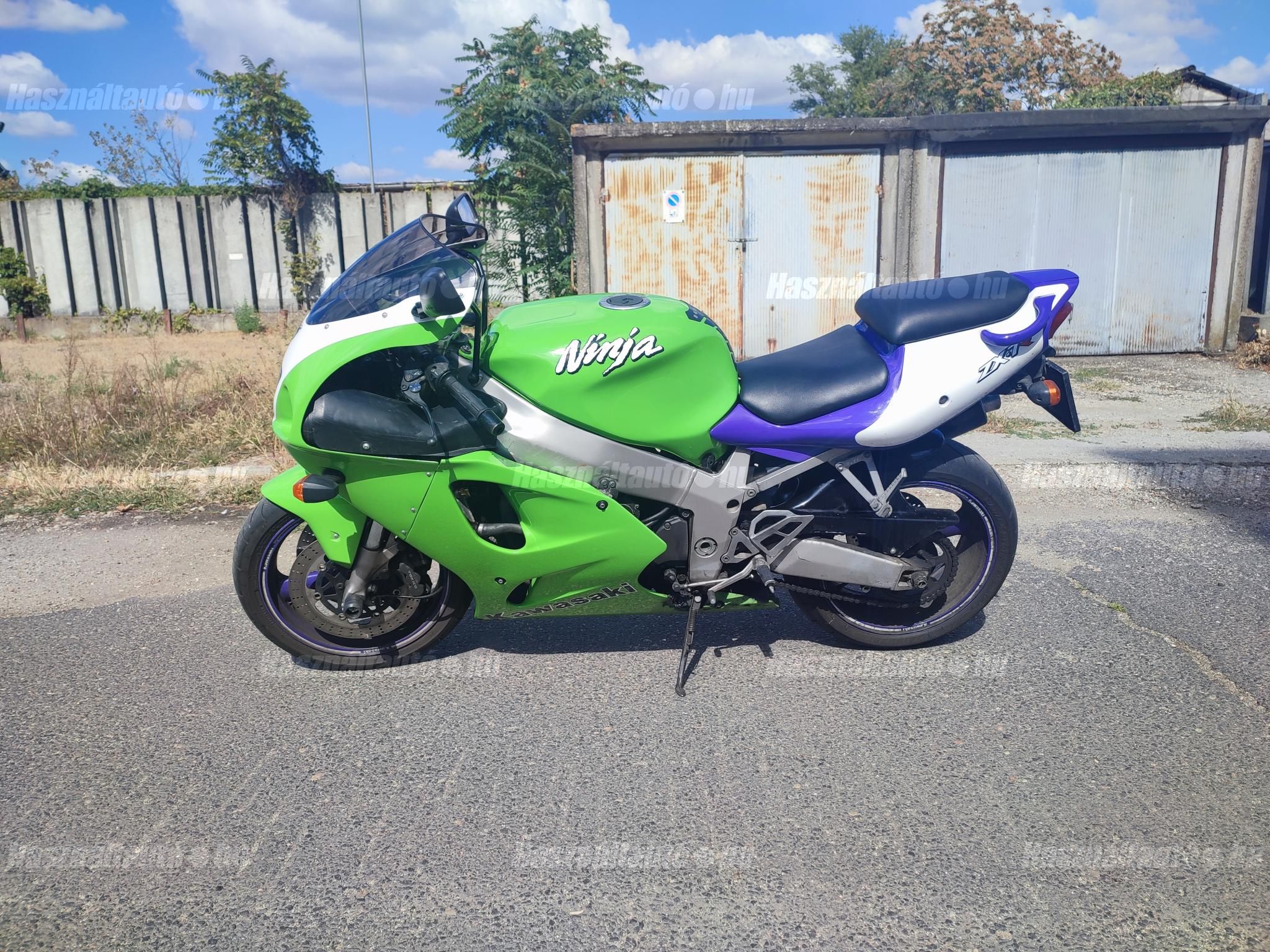 KAWASAKI ZX-7R (NINJA) 1996/4 - 1