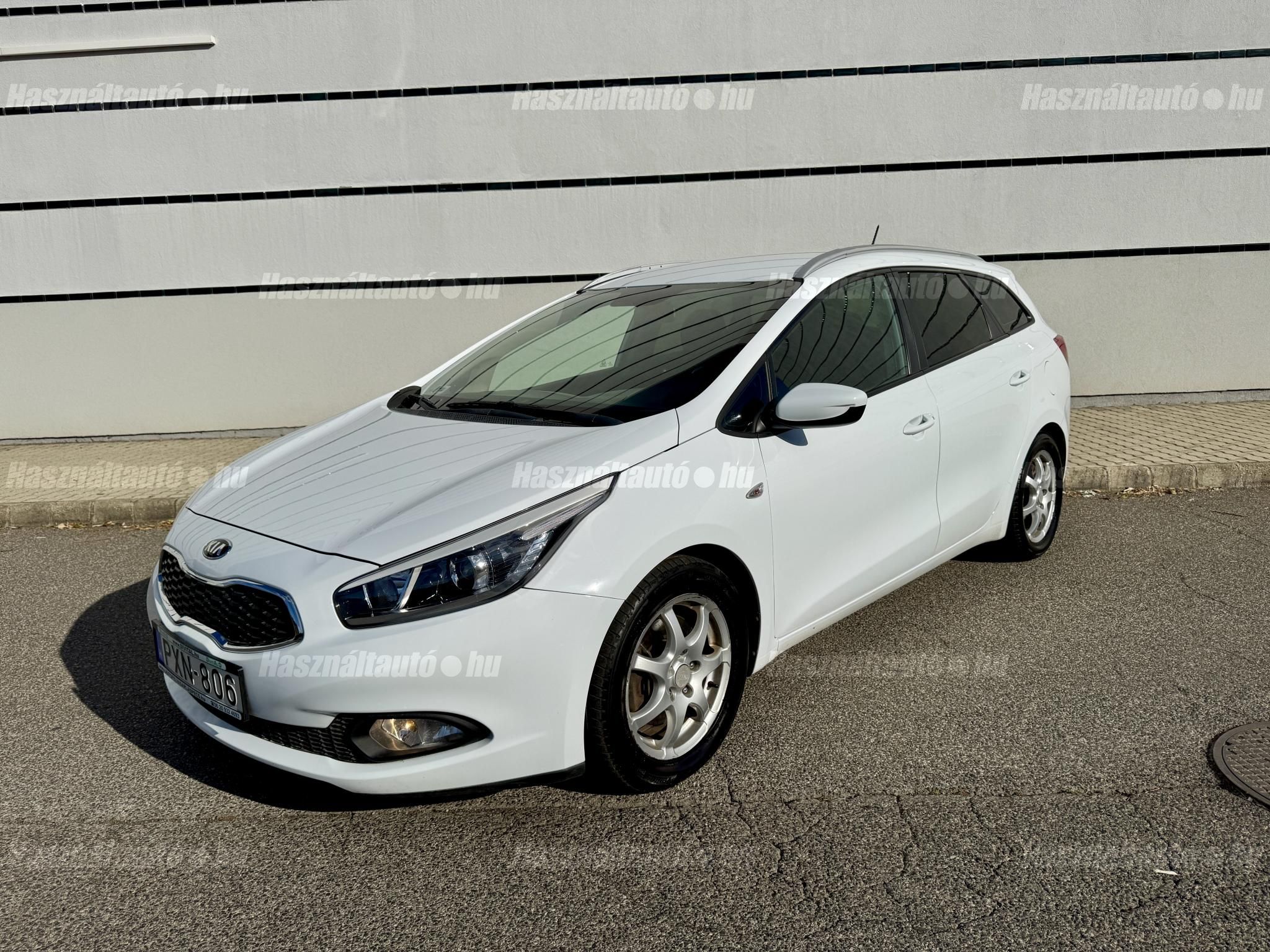 KIA CEE'D 2014/3 - 1