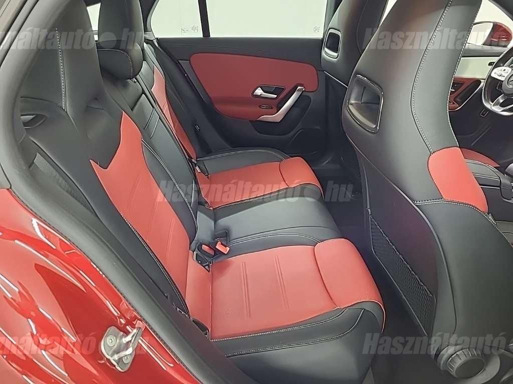 MERCEDES-BENZ CLA-OSZTÁLY 2023/5 - 1