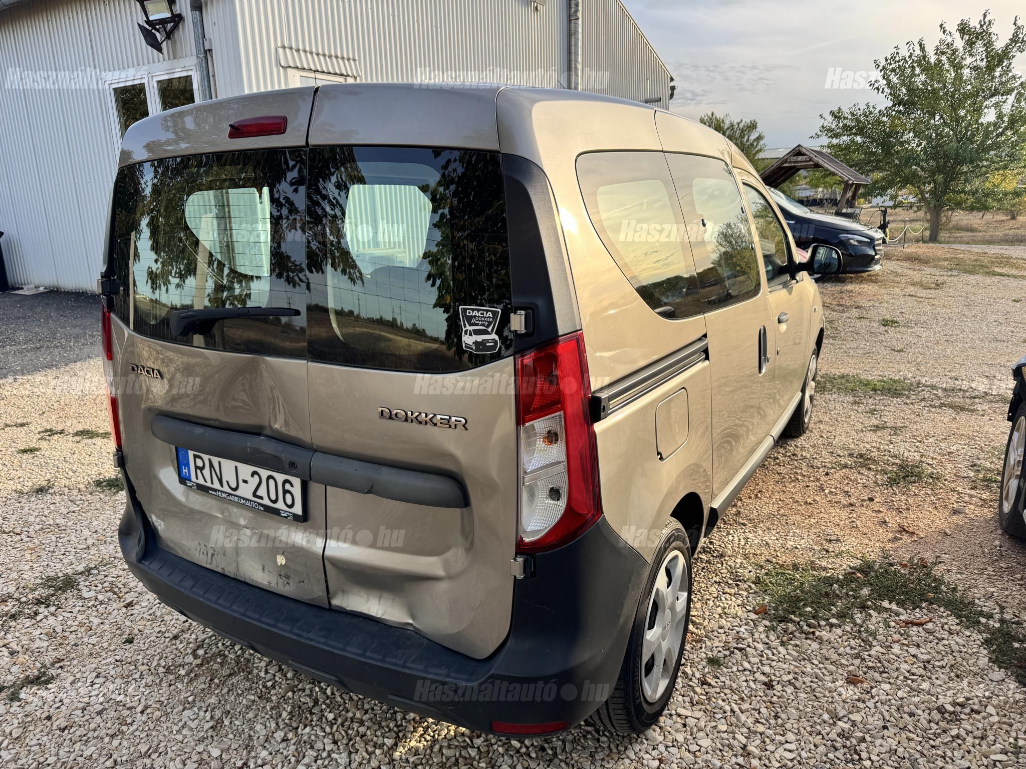 DACIA DOKKER 2014 - 1
