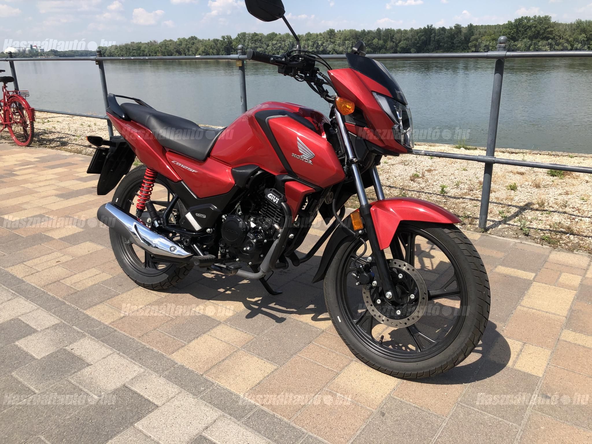 HONDA CB 125 F 2025/8 - 1