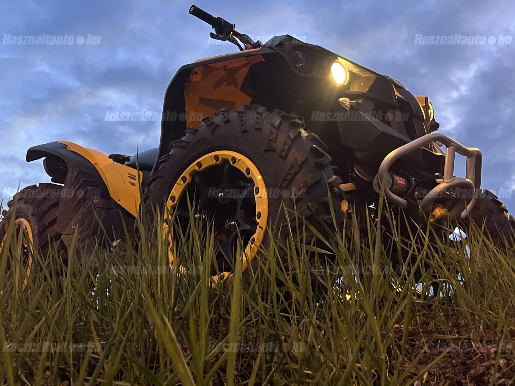 BOMBARDIER CAN-AM 2010 - 1