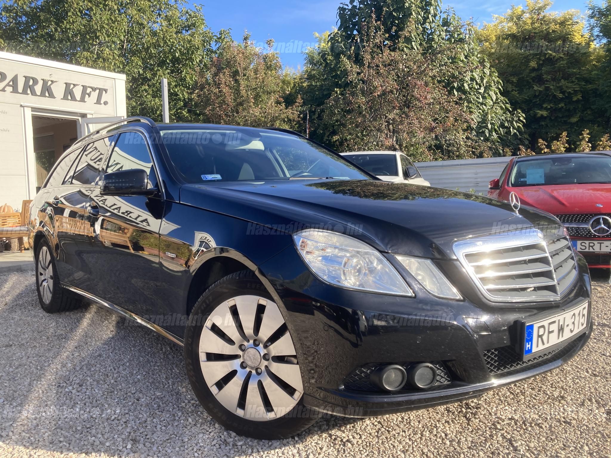 MERCEDES-BENZ E 220 2010/10 - 1