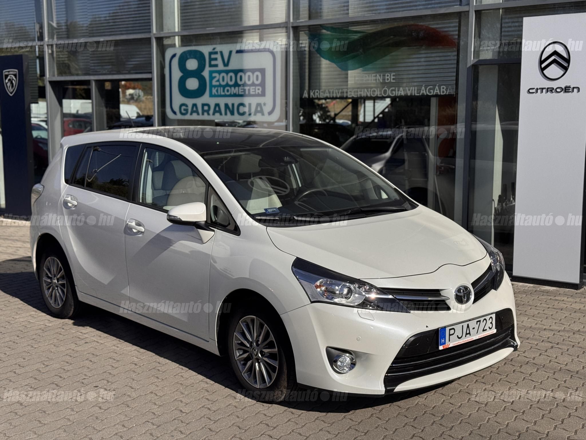TOYOTA VERSO 2017/9 - 1