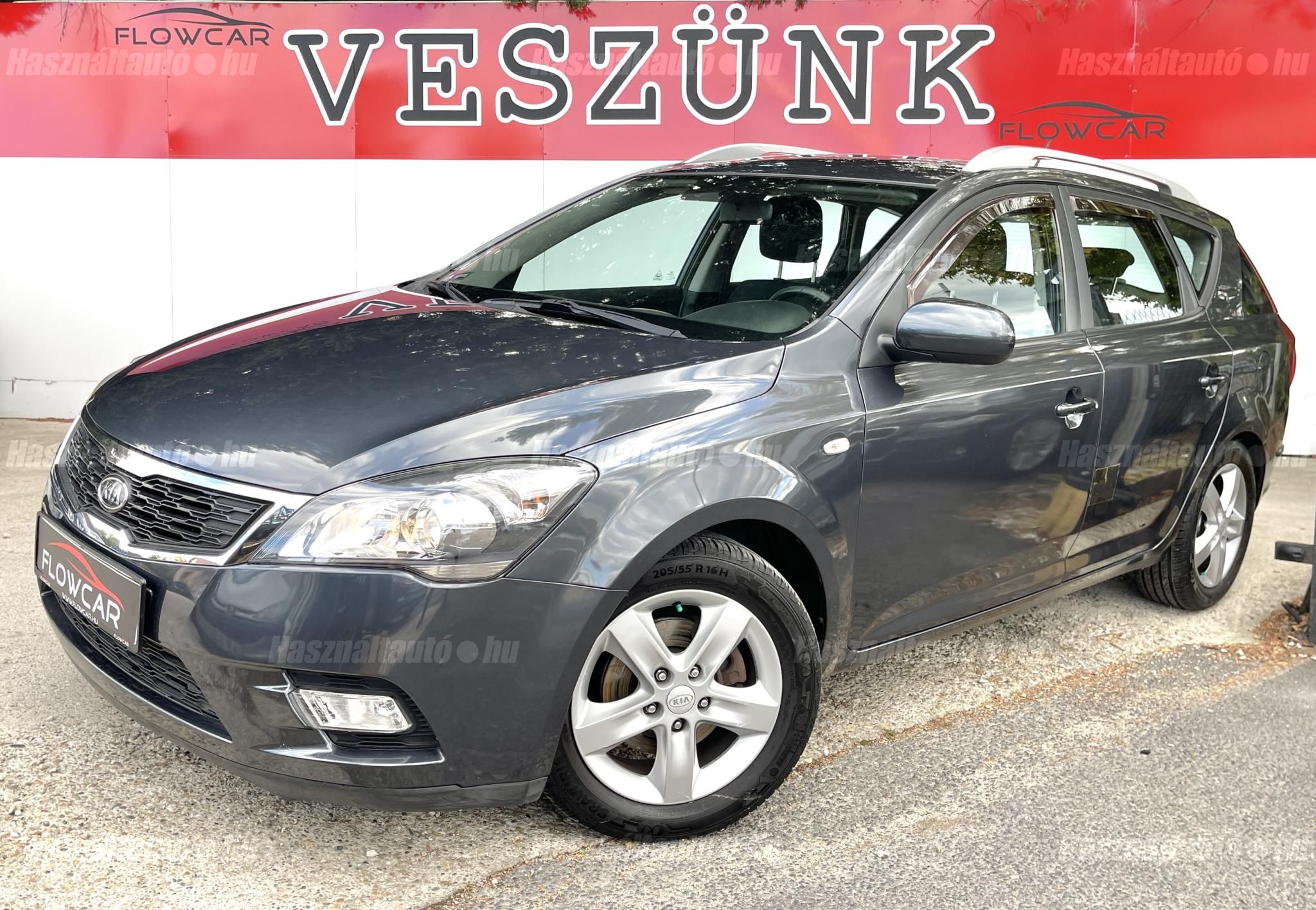 KIA CEE'D 2011/11 - 1