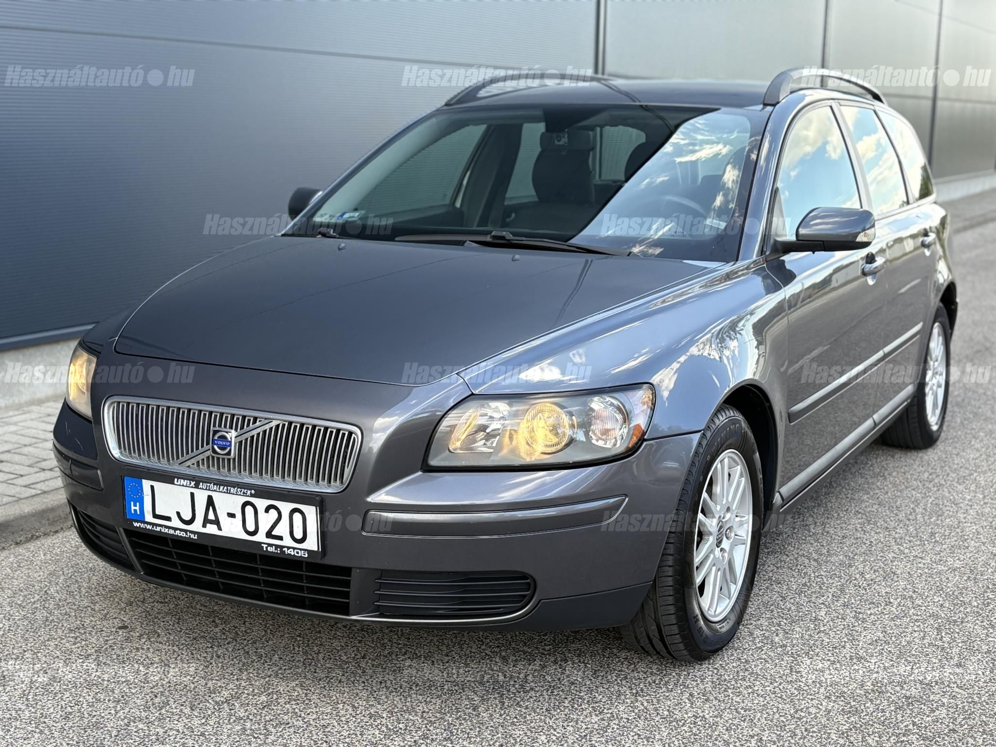 VOLVO V50 2006/3 - 1