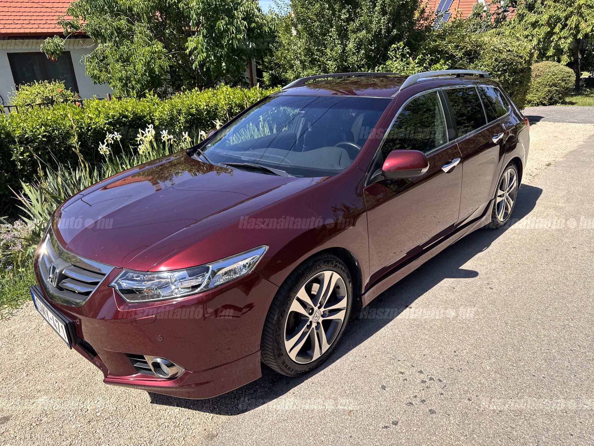HONDA ACCORD 2011/4 - 1