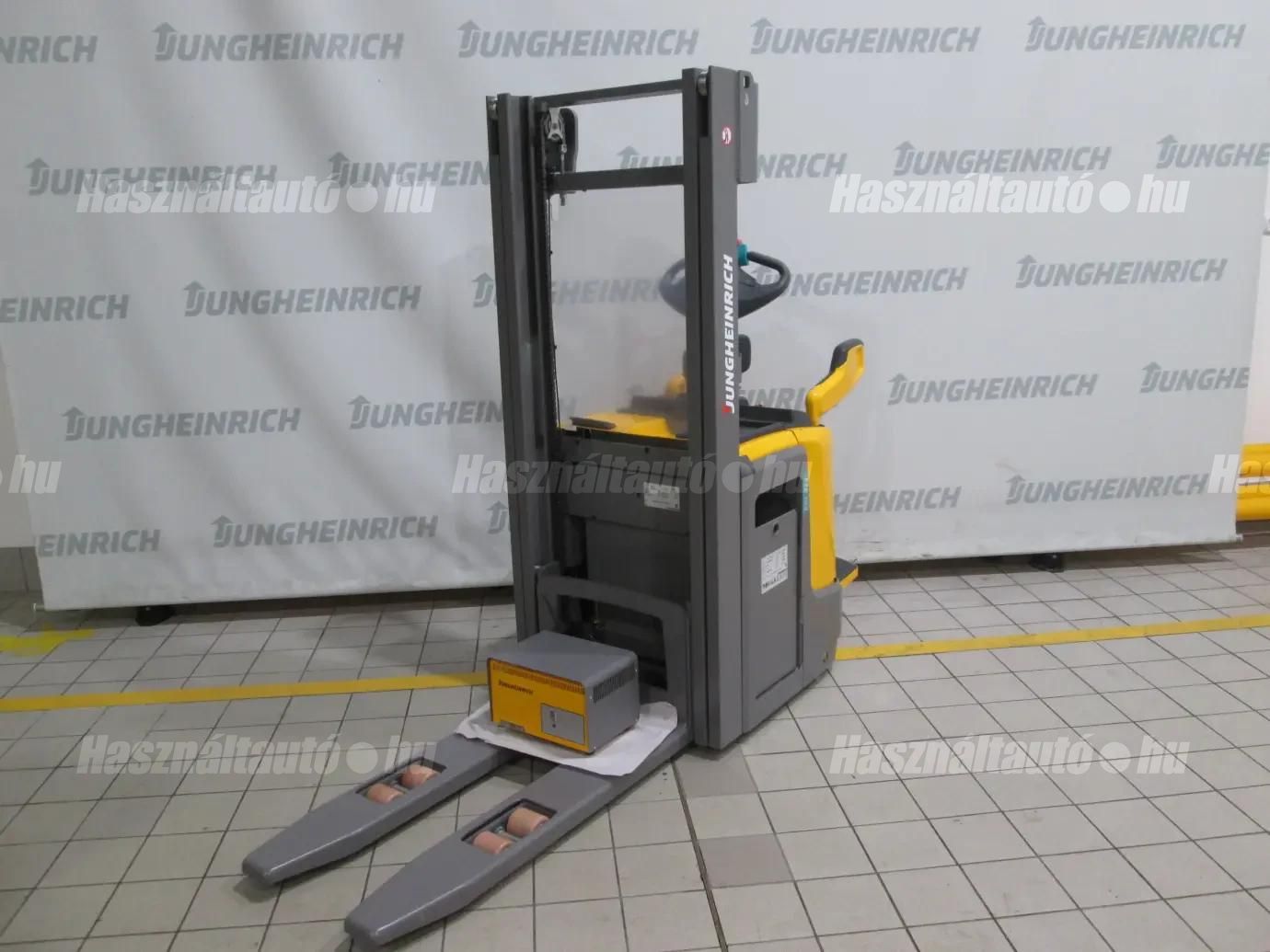 JUNGHEINRICH 2022/5 - 1