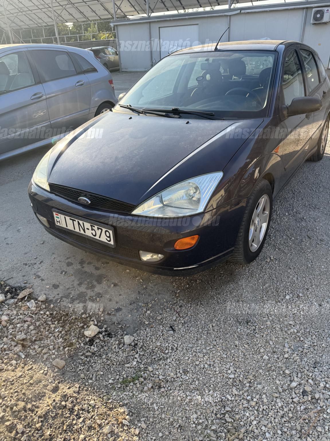 FORD FOCUS 2001/8 - 1