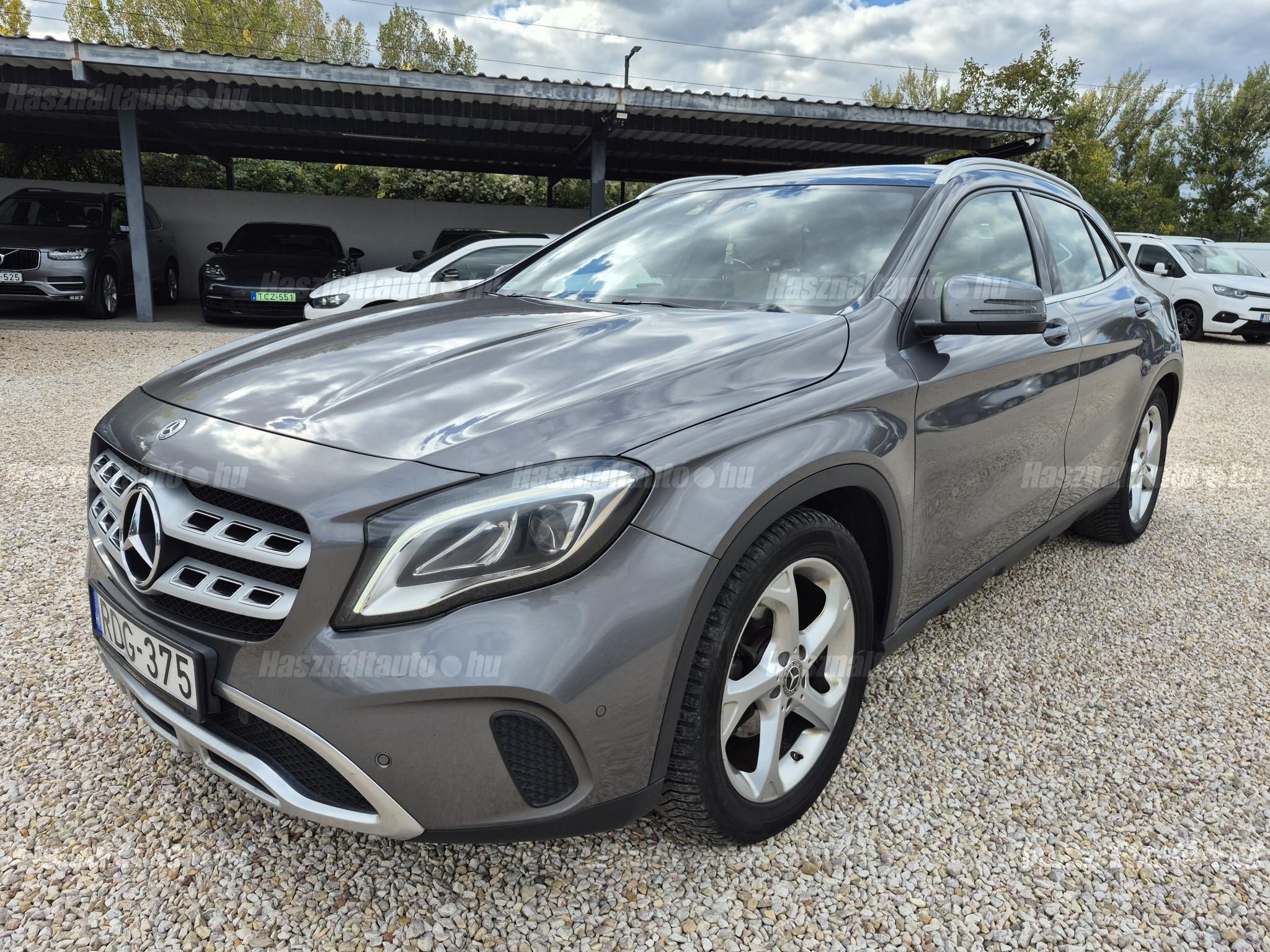 MERCEDES-BENZ GLA 200 2018/11 - 1