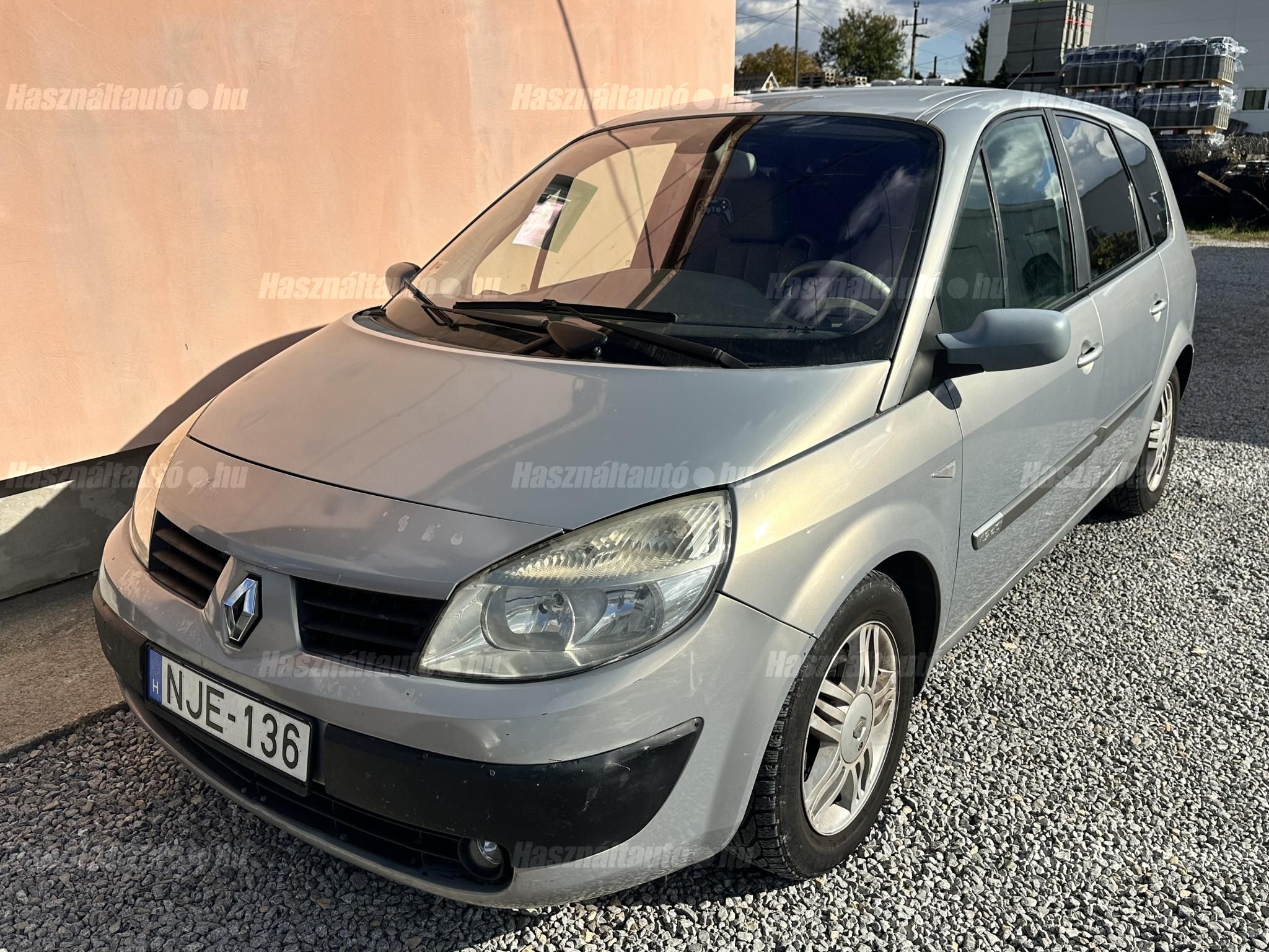 RENAULT GRAND SCENIC 2004/10 - 1