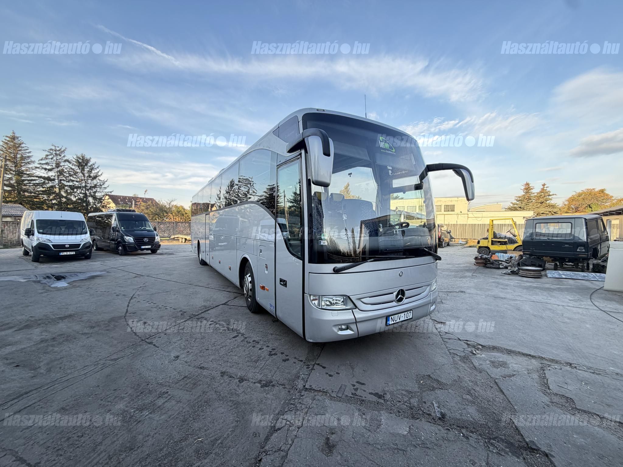 MERCEDES-BENZ 2010 - 1