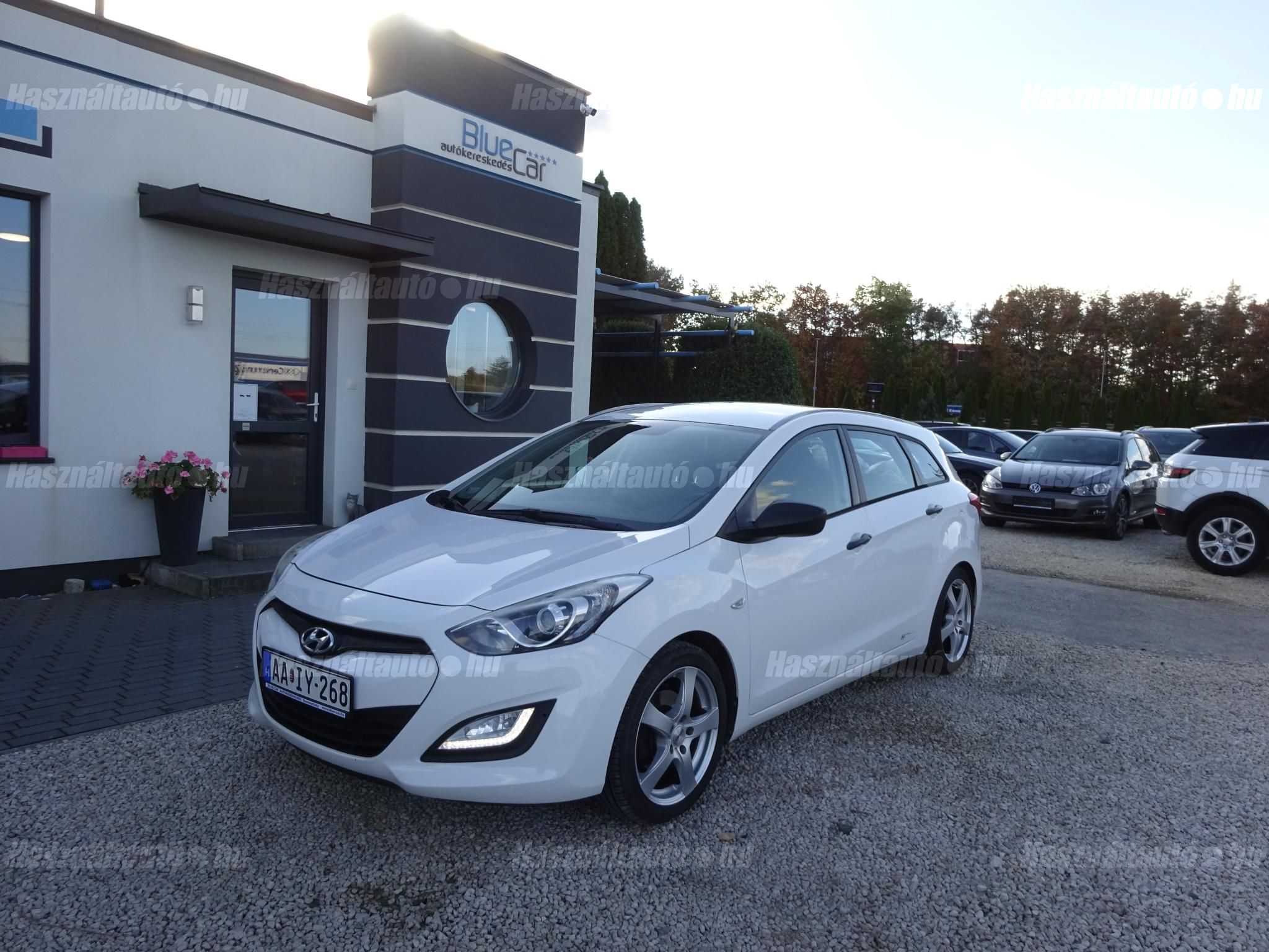 HYUNDAI I30 2012/10 - 1