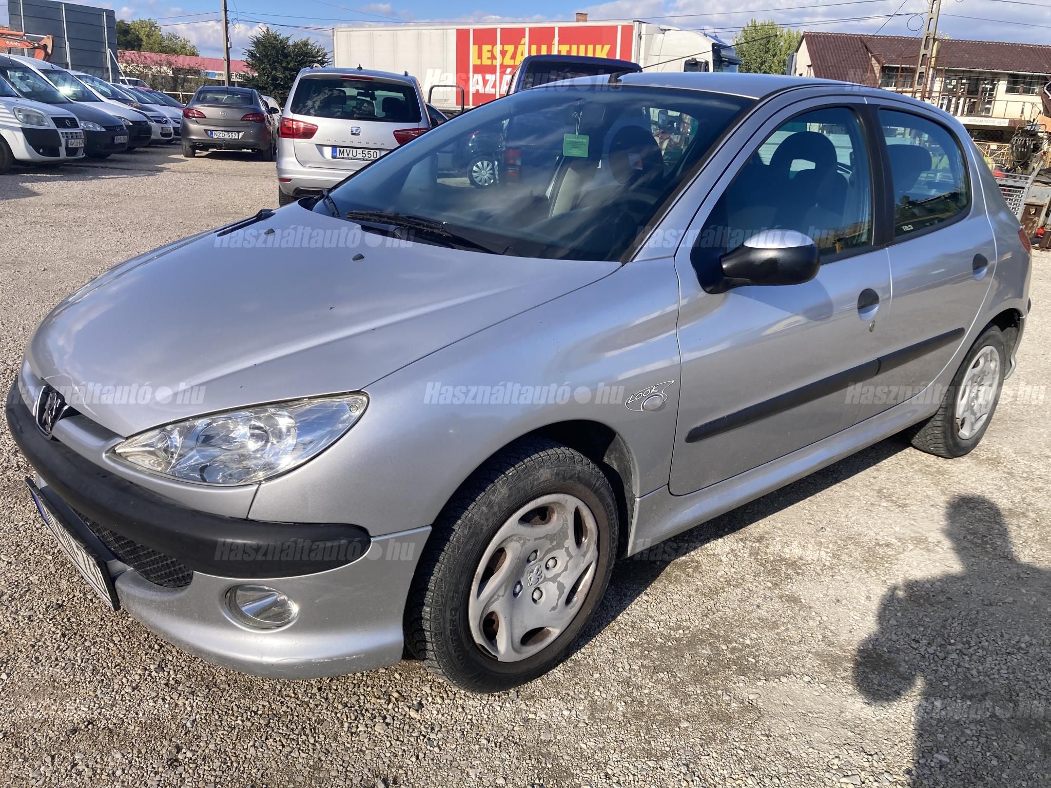 PEUGEOT 206 2003/10 - 1