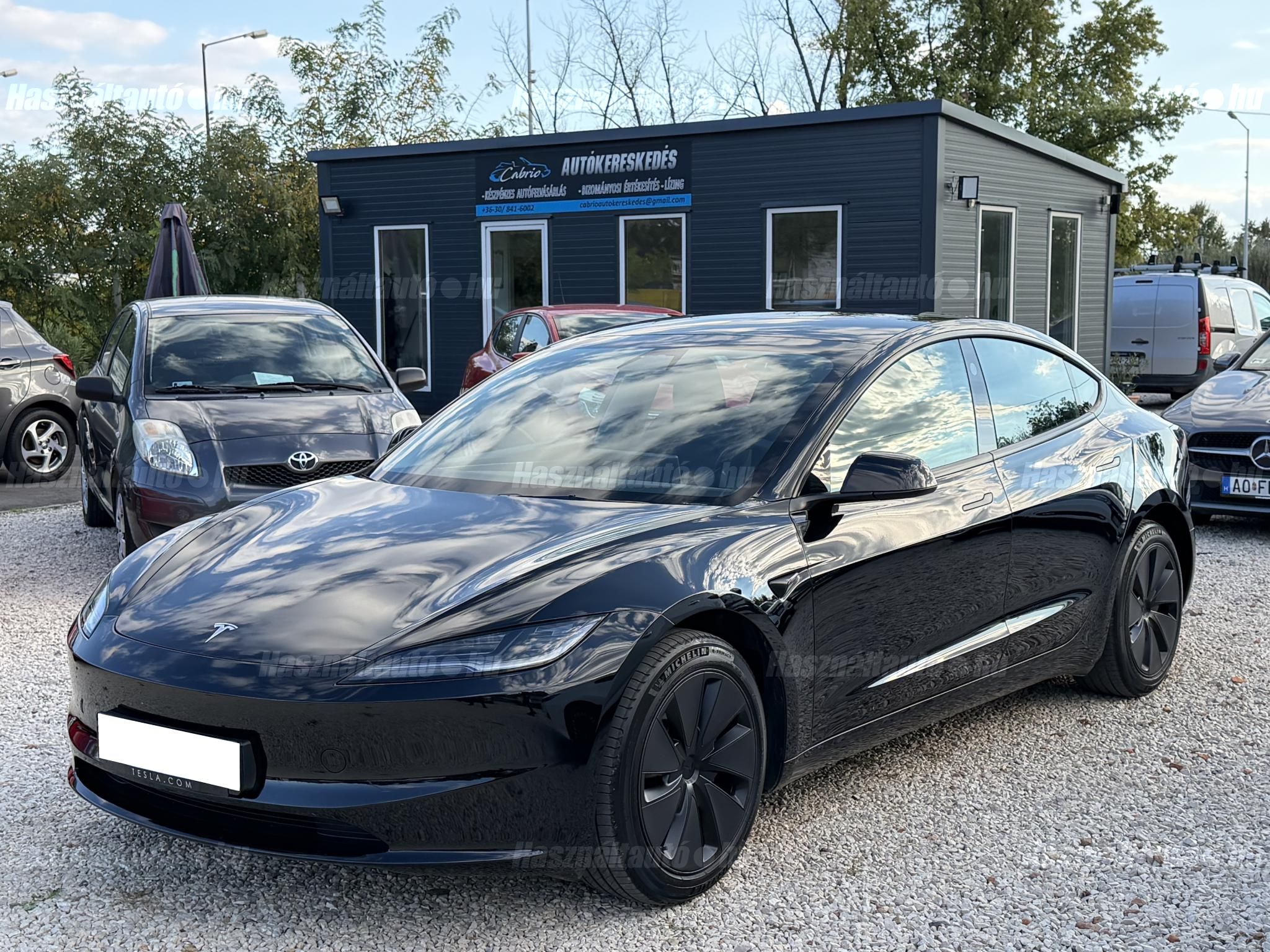 TESLA MODEL 3 2023/11 - 1