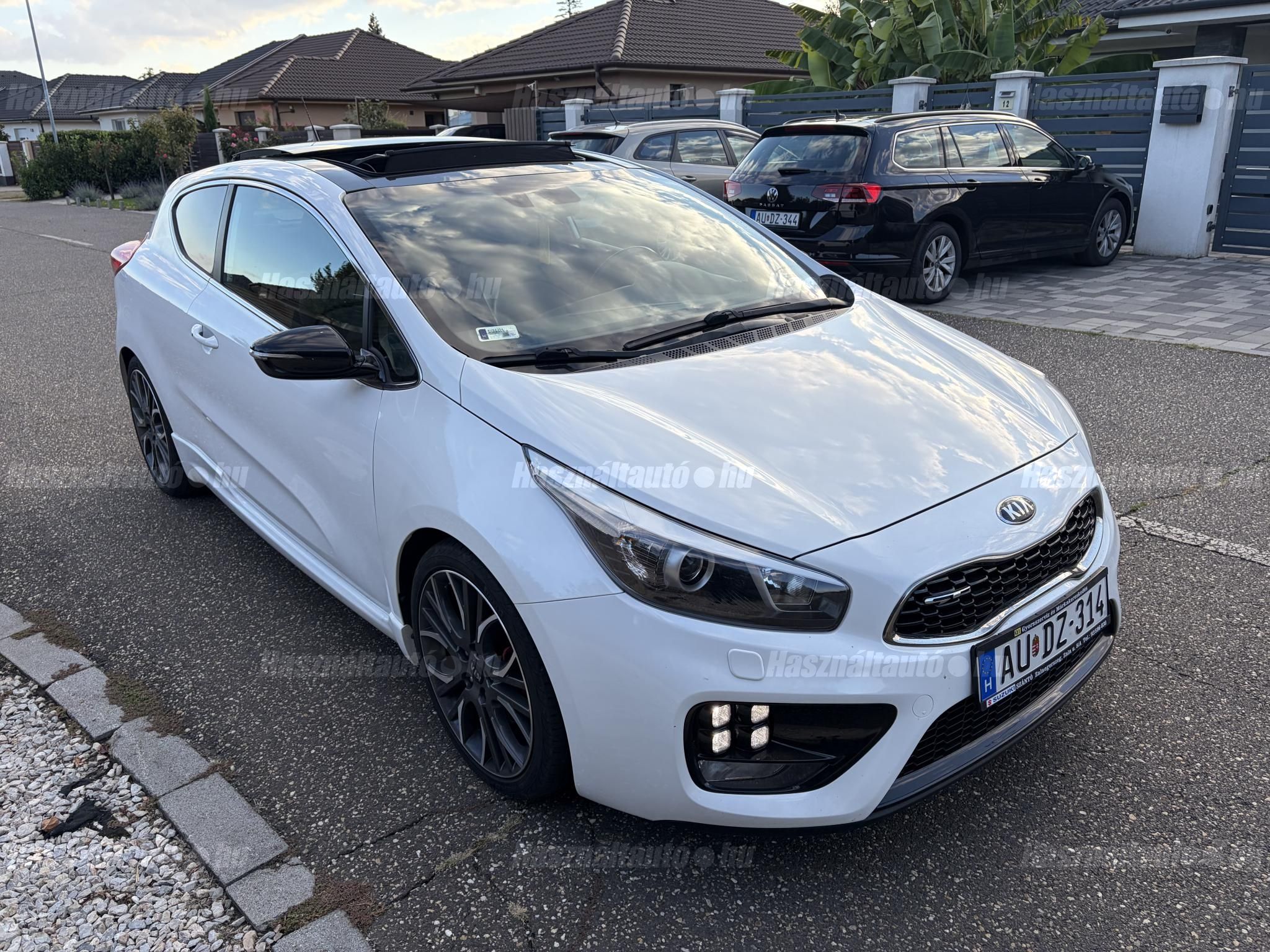 KIA CEE'D 2015/3 - 1