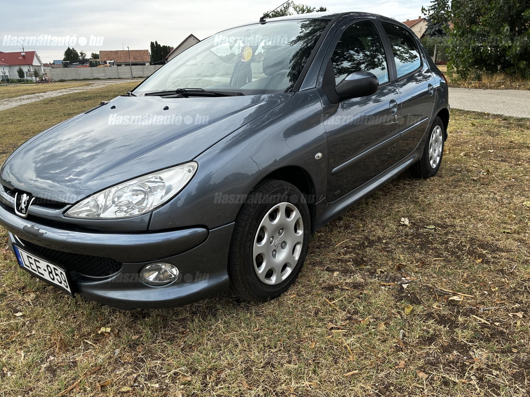 PEUGEOT 206 2008/2 - 1