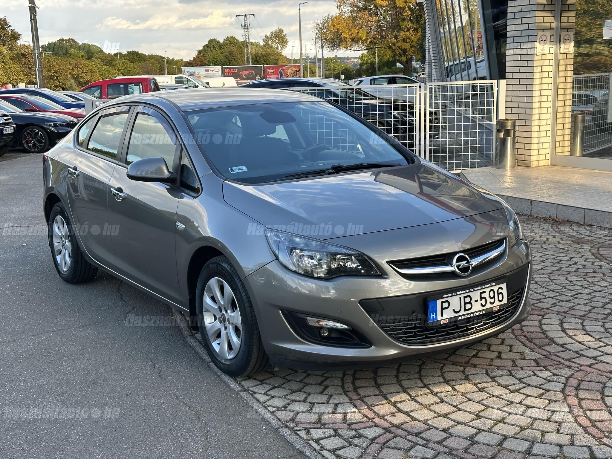 OPEL ASTRA J 2017/10 - 1