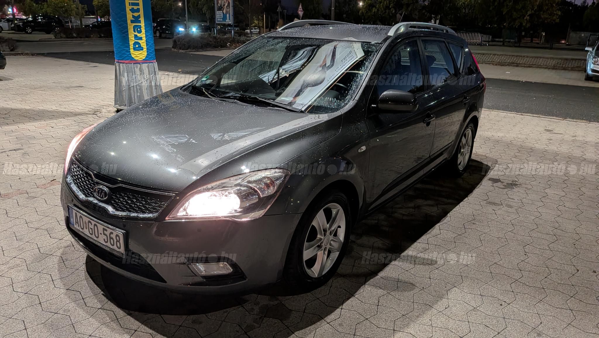 KIA CEE'D 2012/4 - 1