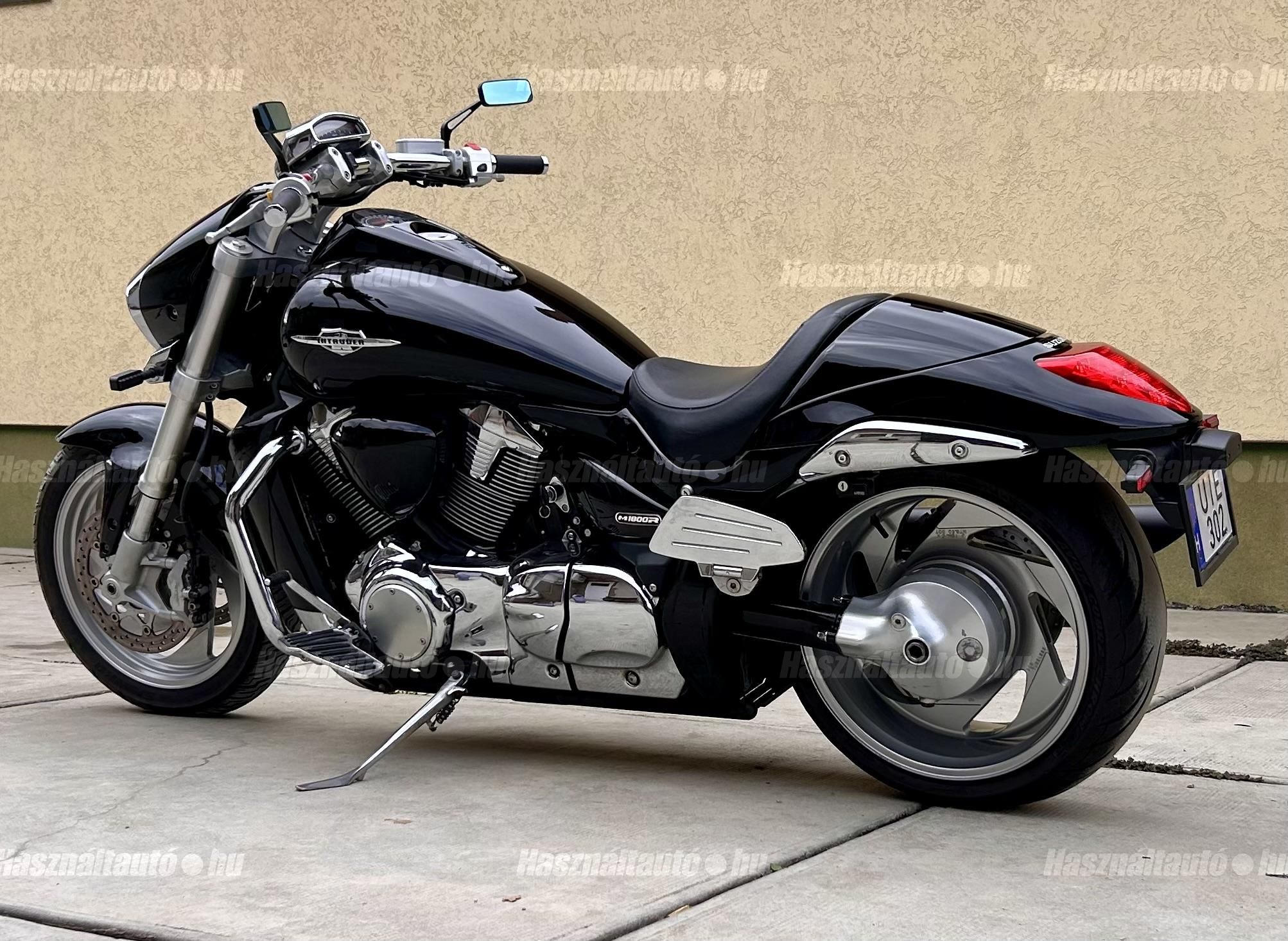 SUZUKI VZR 1800M 2007/6 - 1
