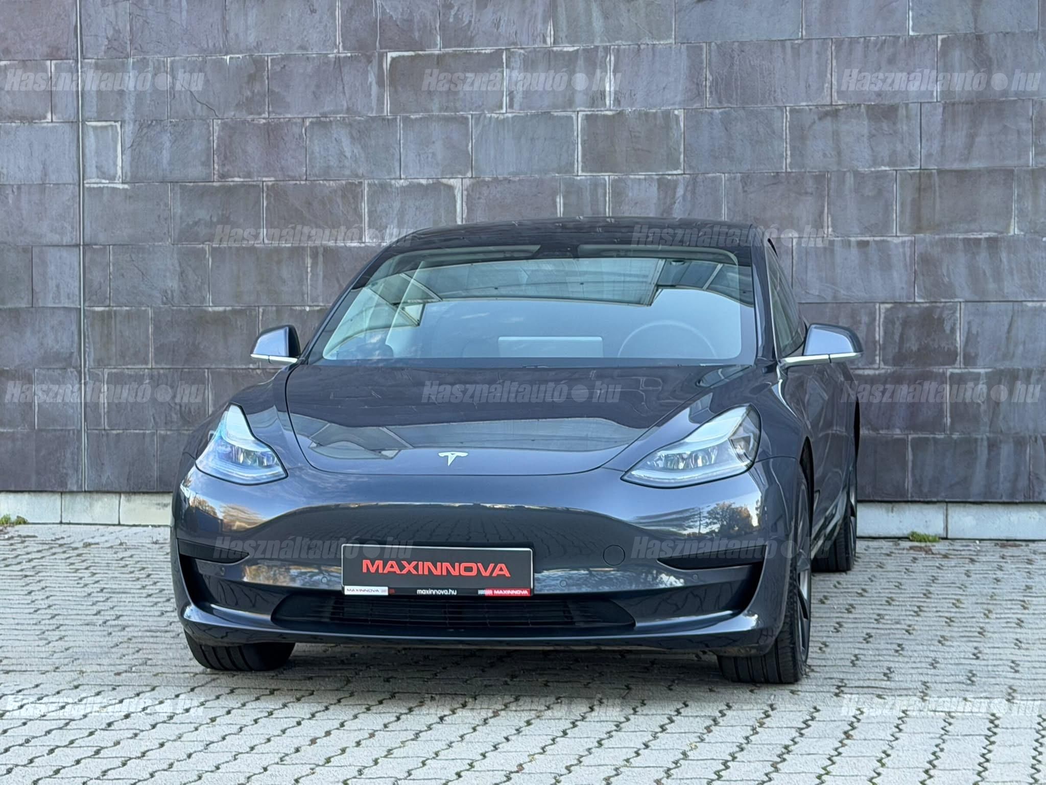 TESLA MODEL 3 2020/12 - 1