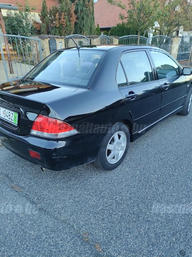 MITSUBISHI LANCER 2010/6 - 1