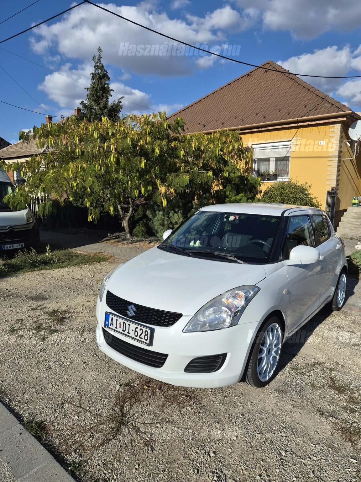 SUZUKI SWIFT 2011/1 - 1