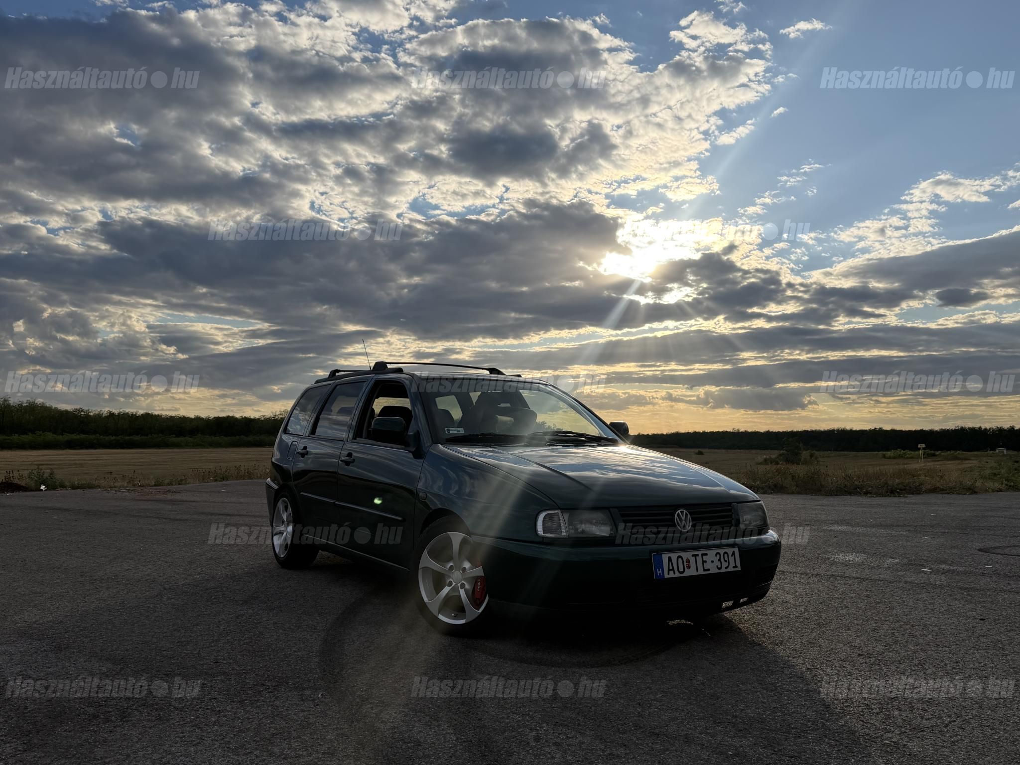 VOLKSWAGEN POLO 1999 - 1