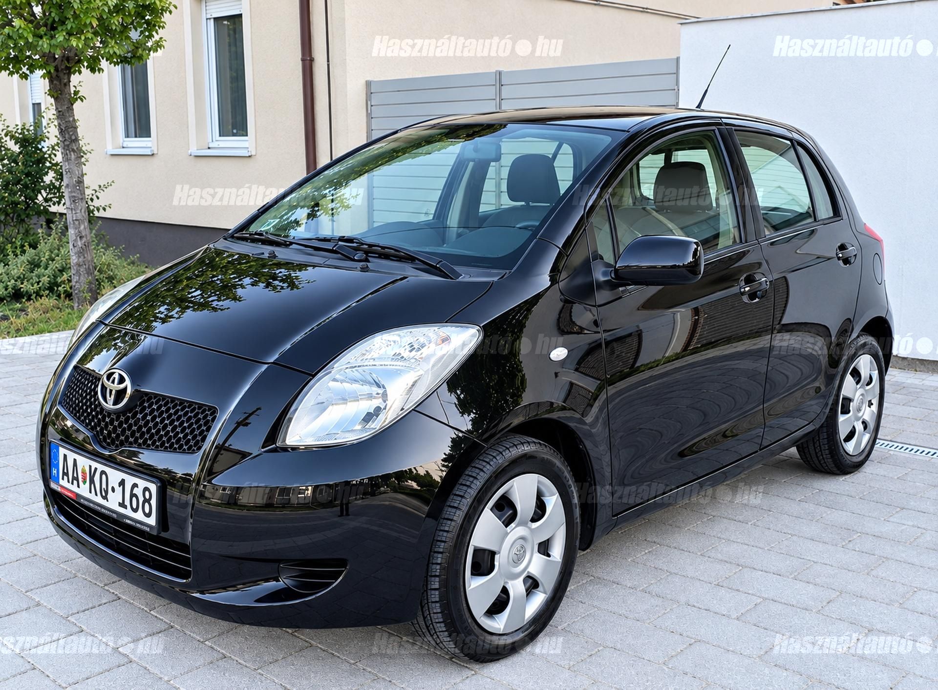 TOYOTA YARIS 2006/12 - 1