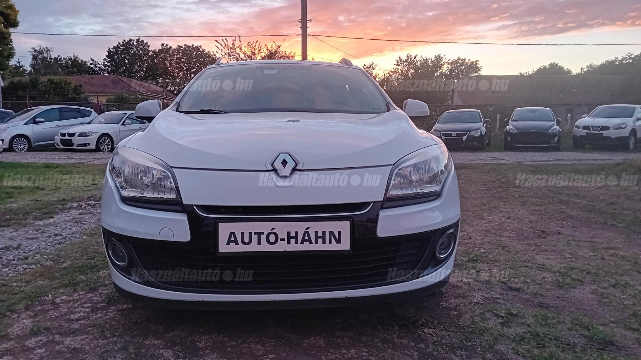 RENAULT MEGANE 2012/5 - 1