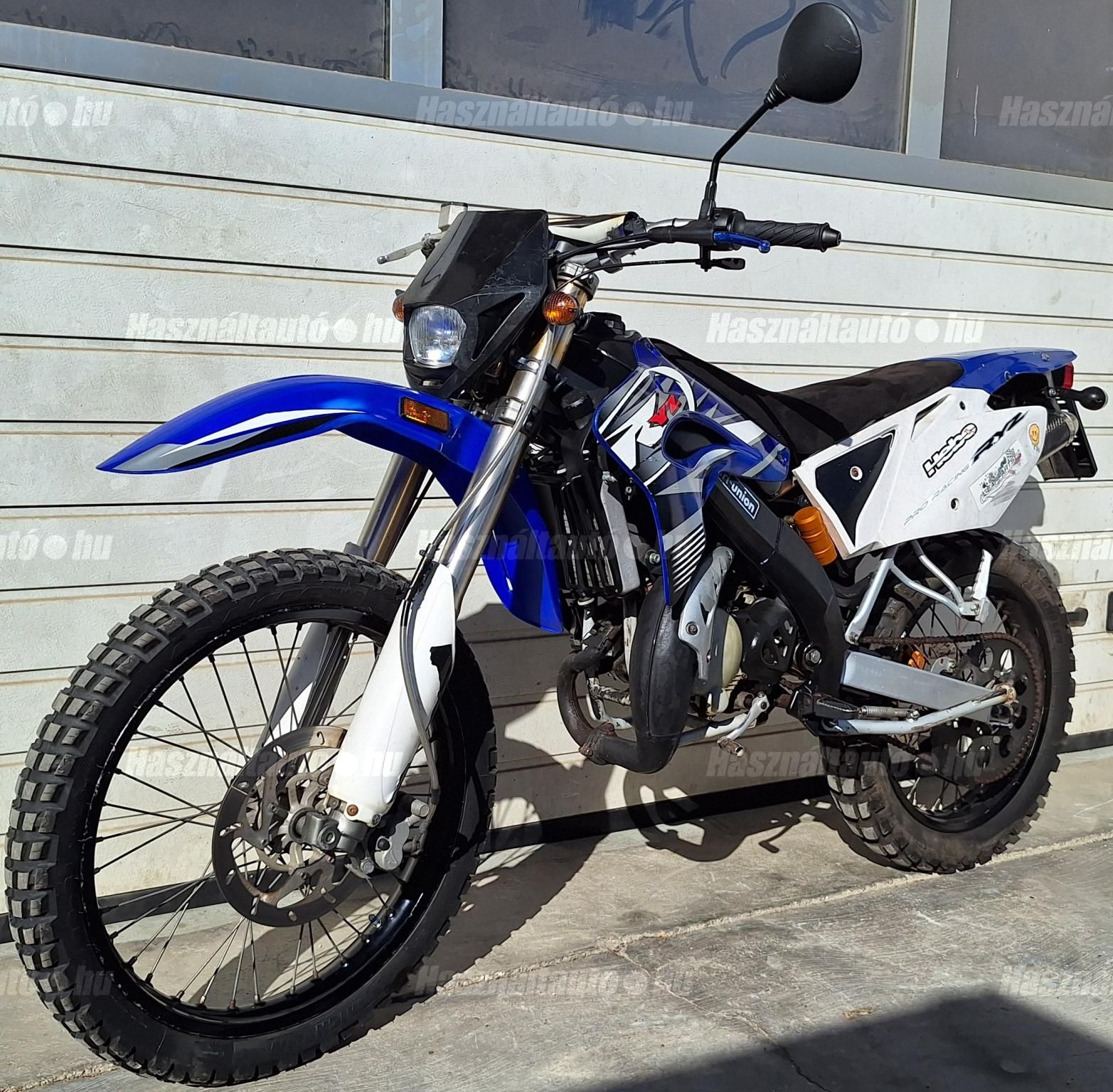 MOTORHISPANIA RYZ 2015/8 - 1