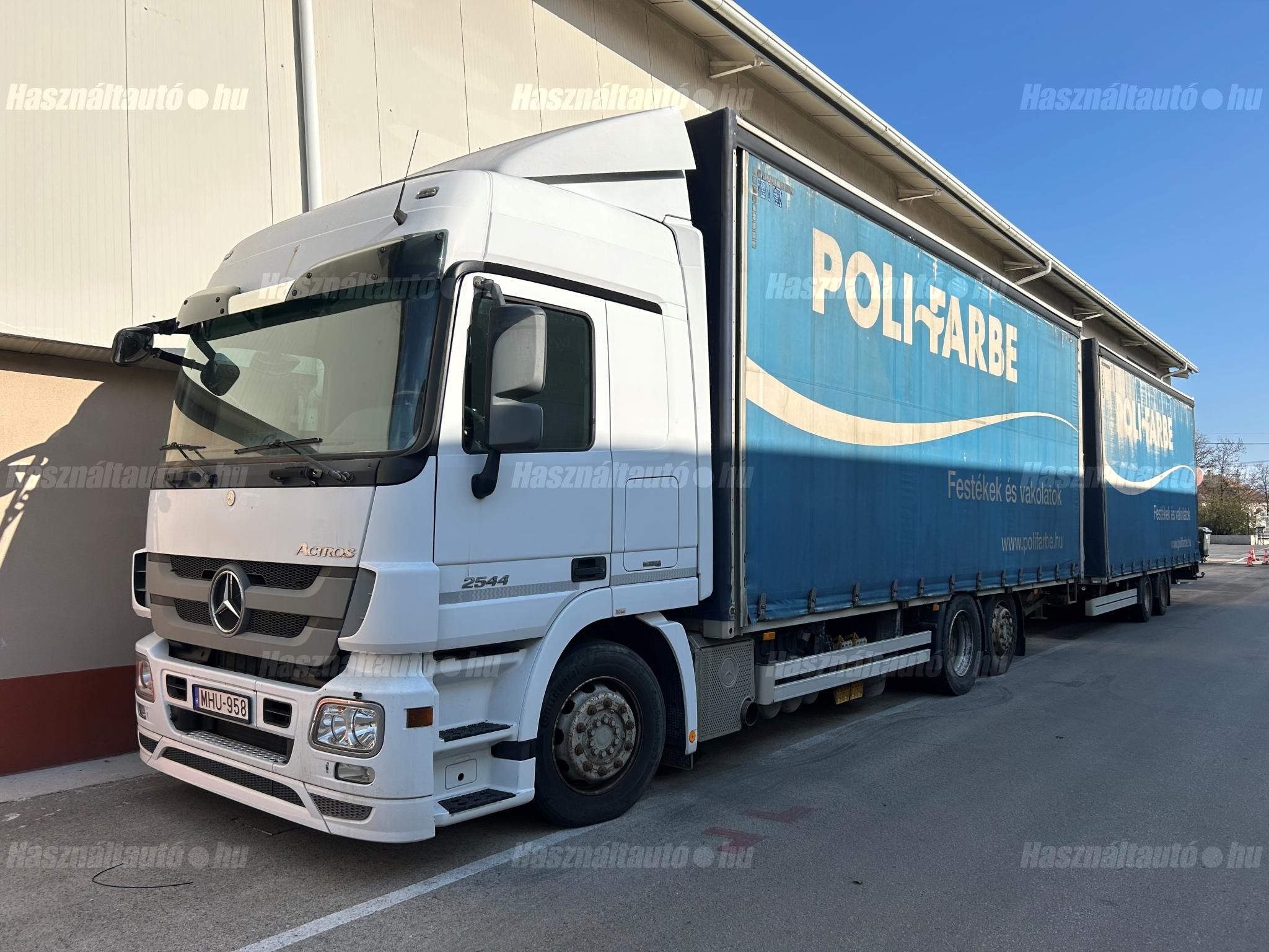 MERCEDES-BENZ 2012 - 1