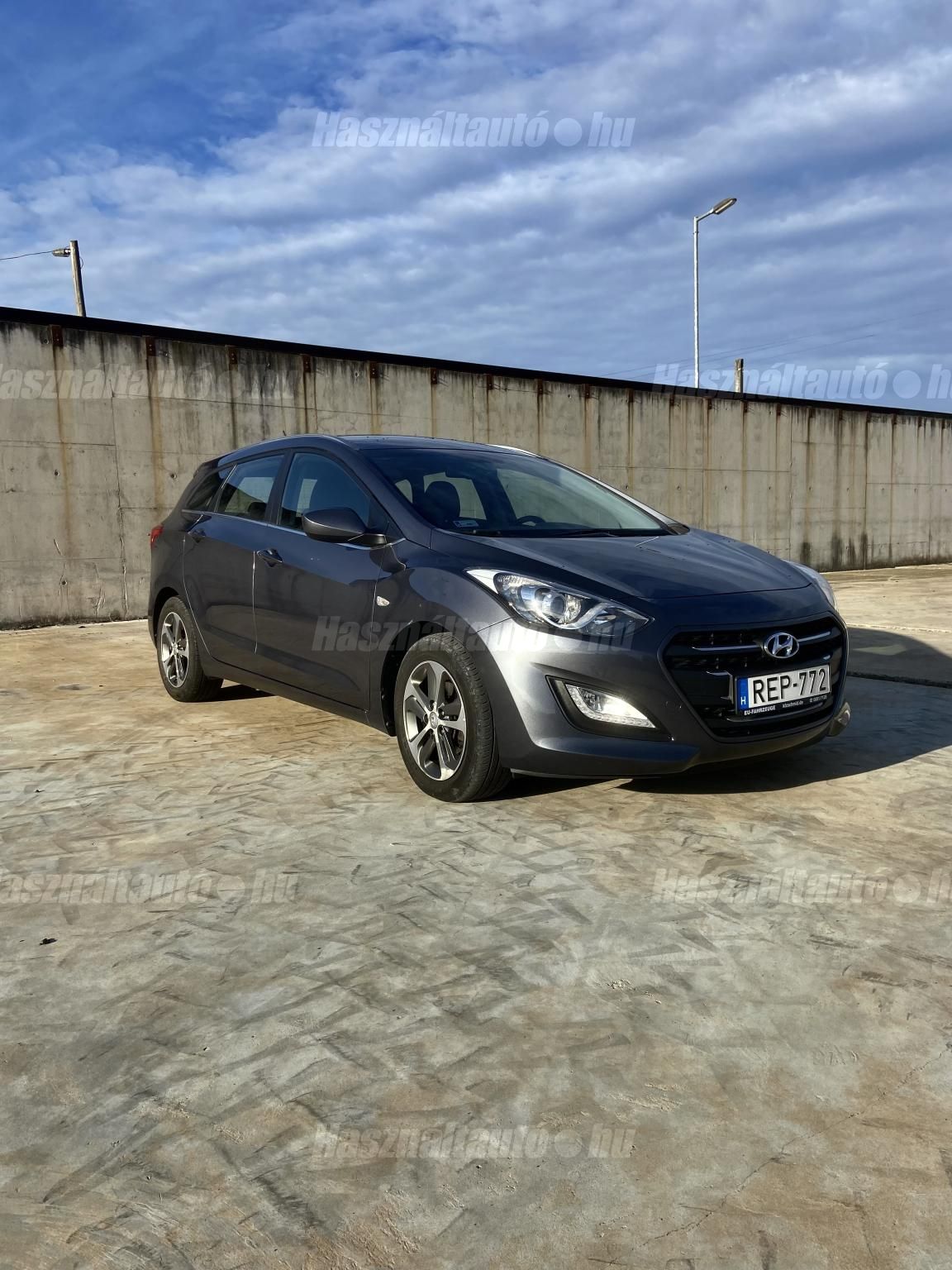 HYUNDAI I30 2017/1 - 1