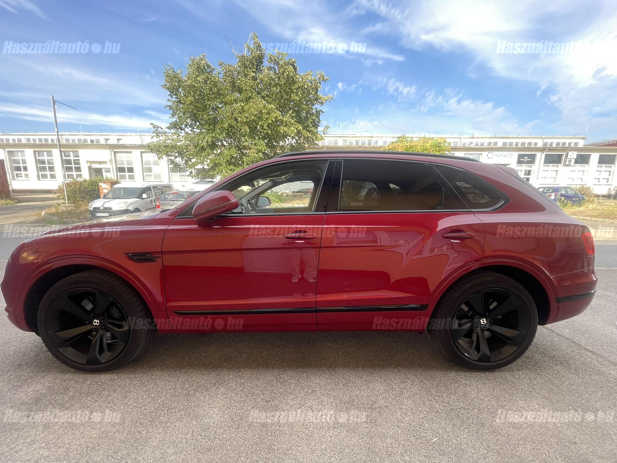 BENTLEY BENTAYGA 2018 - 1
