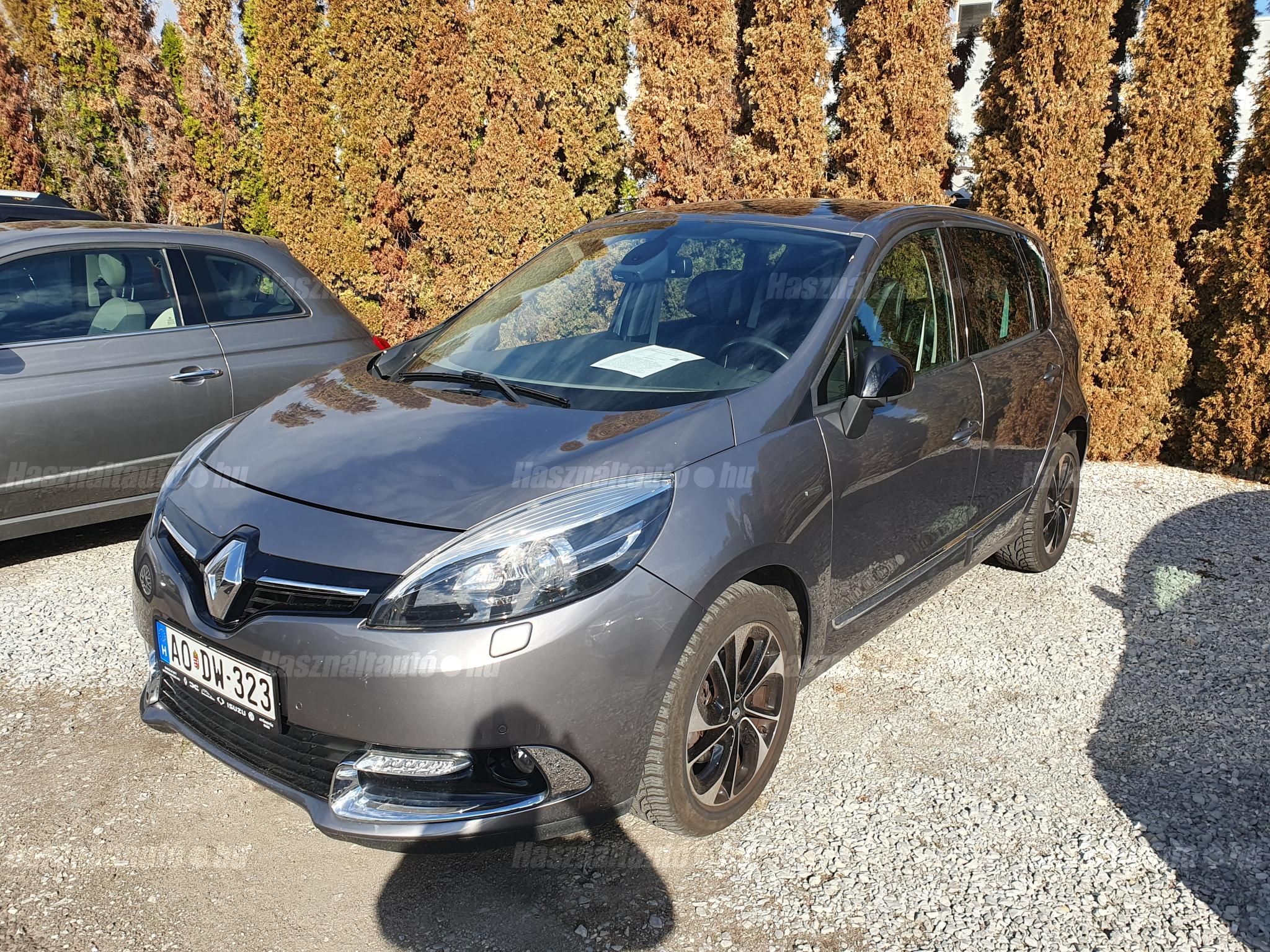 RENAULT SCENIC 2015/8 - 1