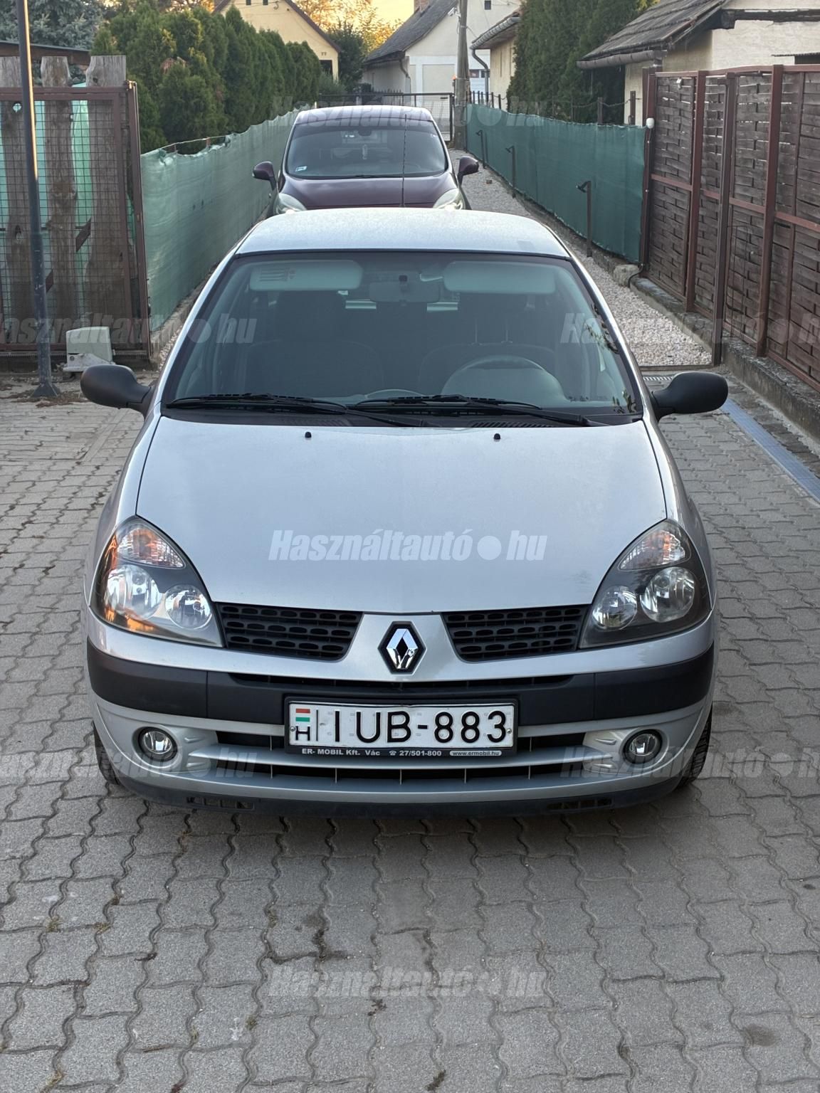 RENAULT CLIO 2003/8 - 1